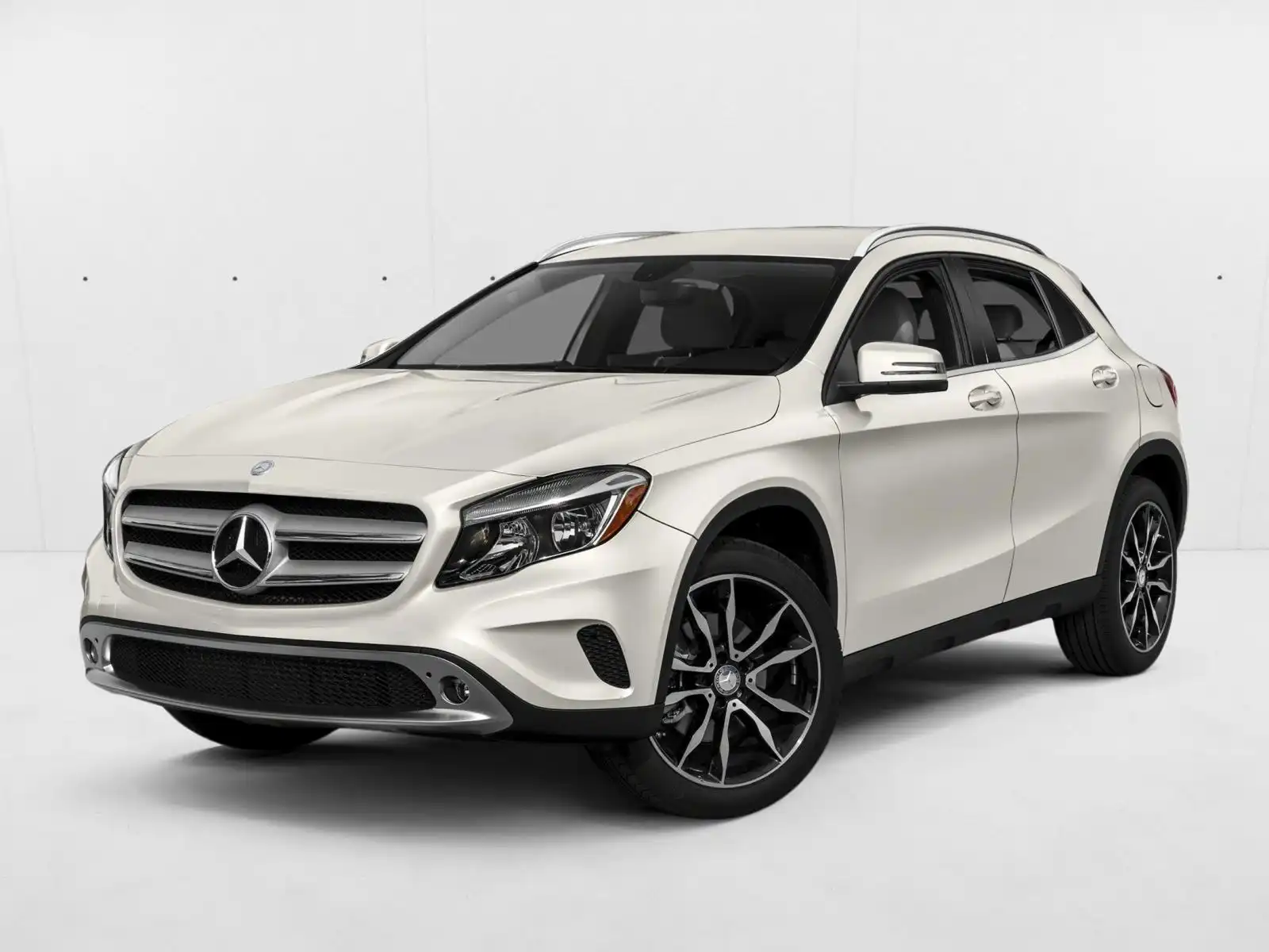 2016 Mercedes-Benz GLA GLA250's photo