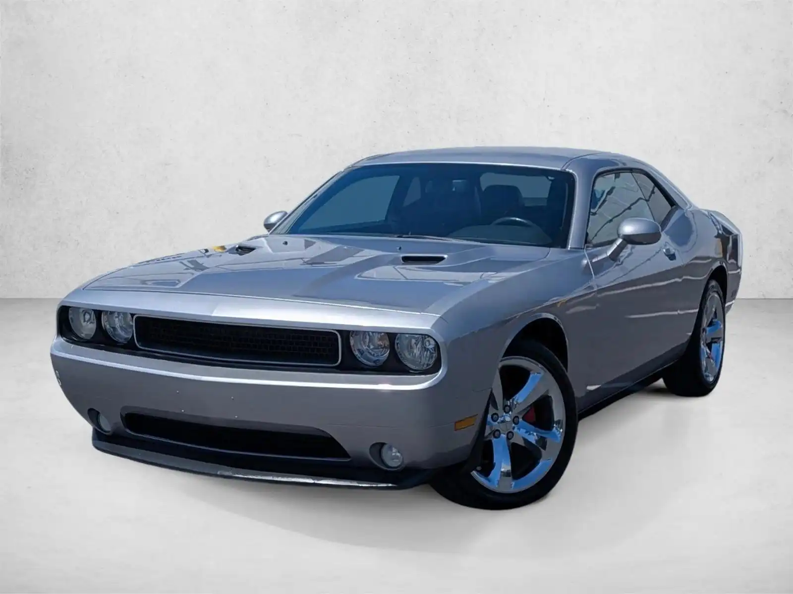 2011 Dodge Challenger SE's photo