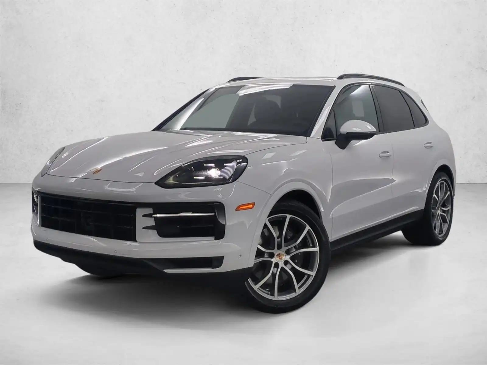 2026 Porsche Cayenne Base's photo