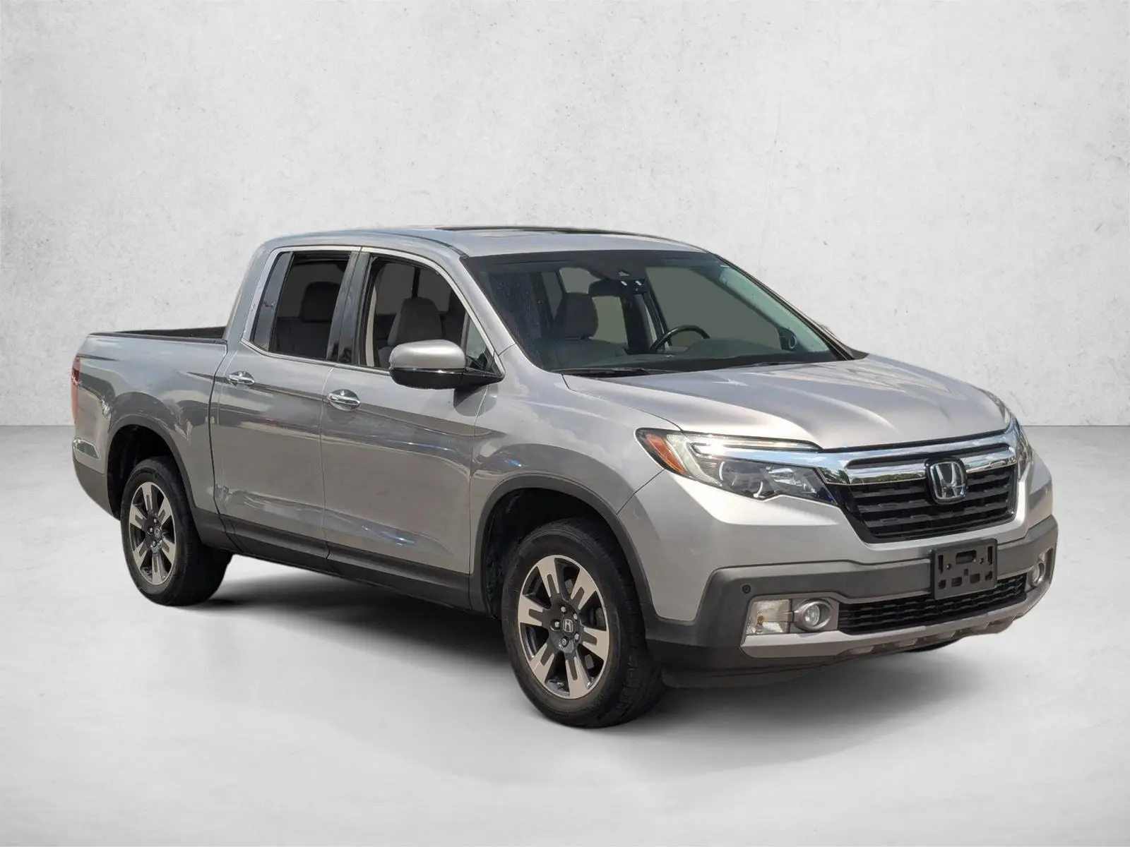2018 Honda Ridgeline RTL-E AWD photo 3