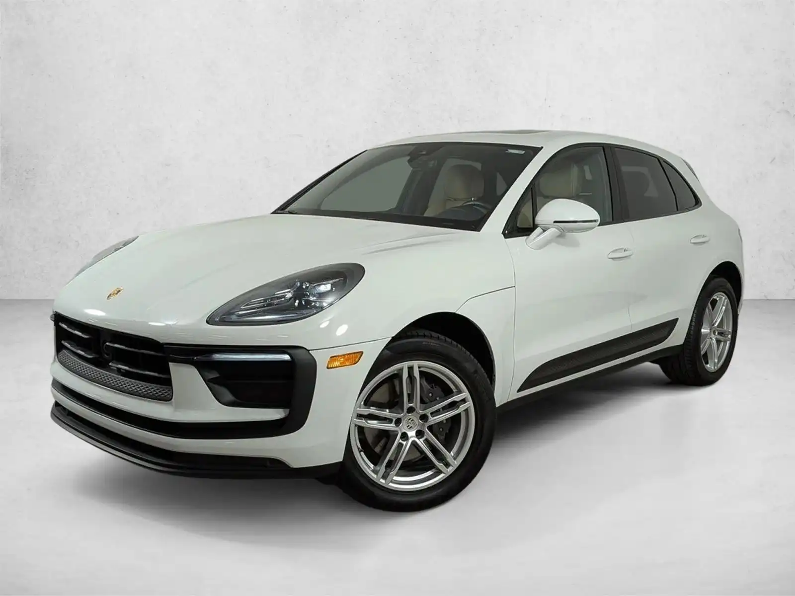 2023 Porsche Macan Base's photo