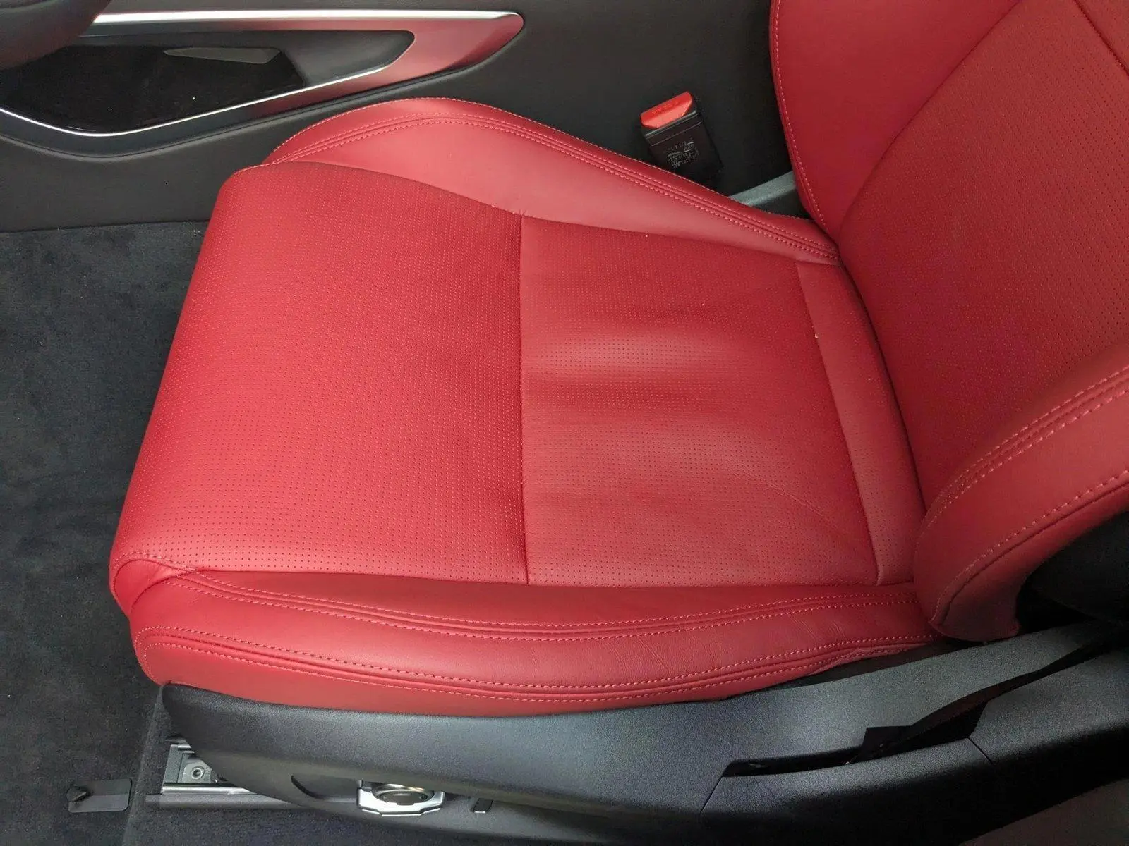 2026 Jaguar F-PACE P250 R-Dynamic S photo 4