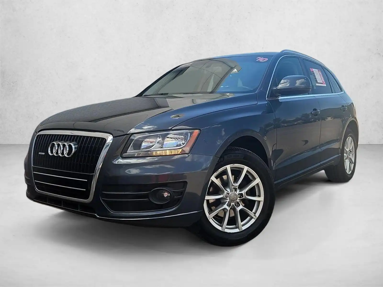 2010 Audi Q5 3.2 quattro Tiptronic Premium's photo