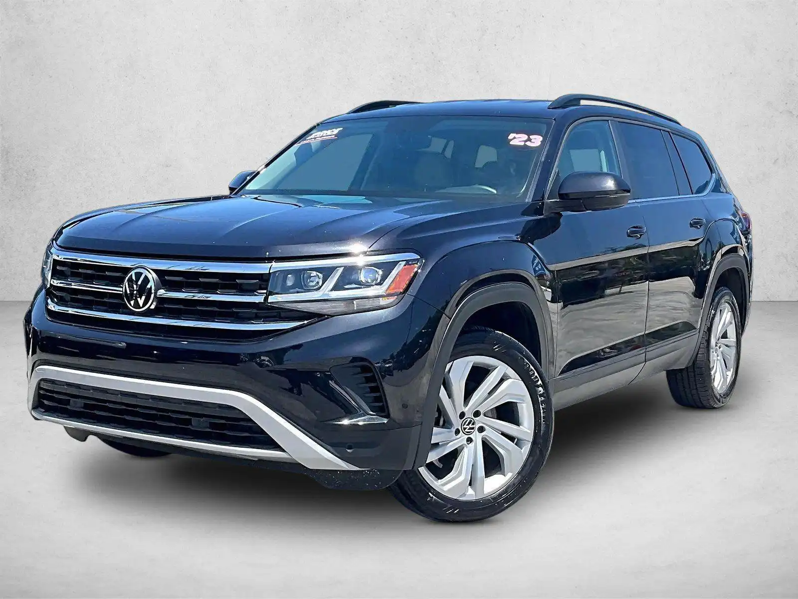 2023 Volkswagen Atlas 2.0T SE w/Tech's photo