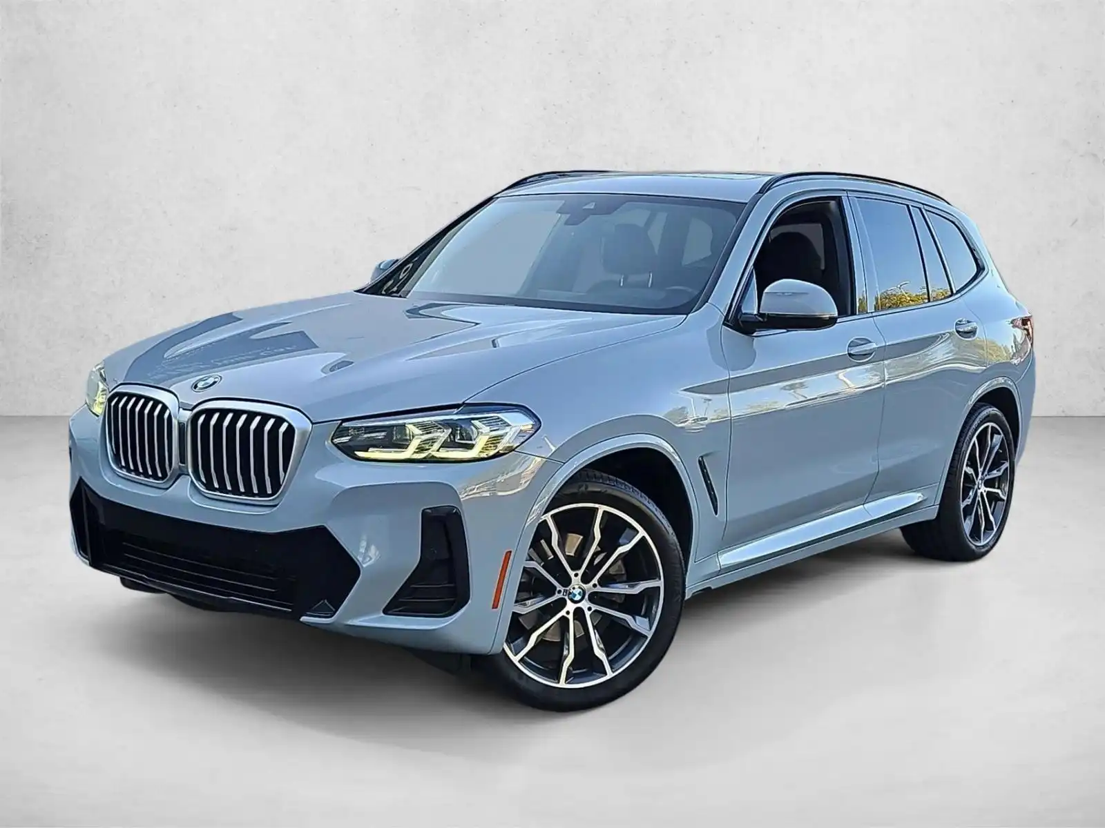 2022 BMW X3 xDrive30i's photo