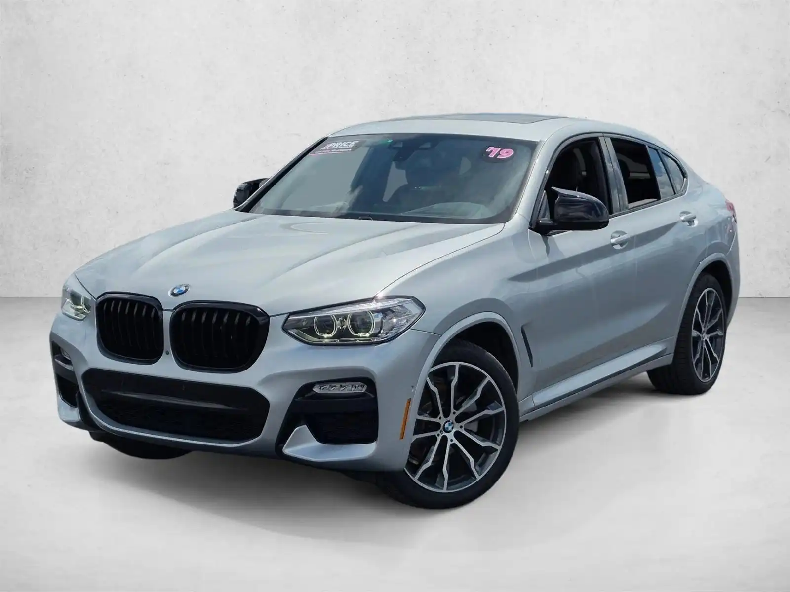 2019 BMW X4 xDrive30i's photo