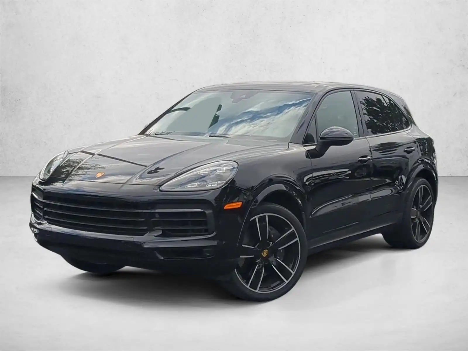 2021 Porsche Cayenne Base's photo