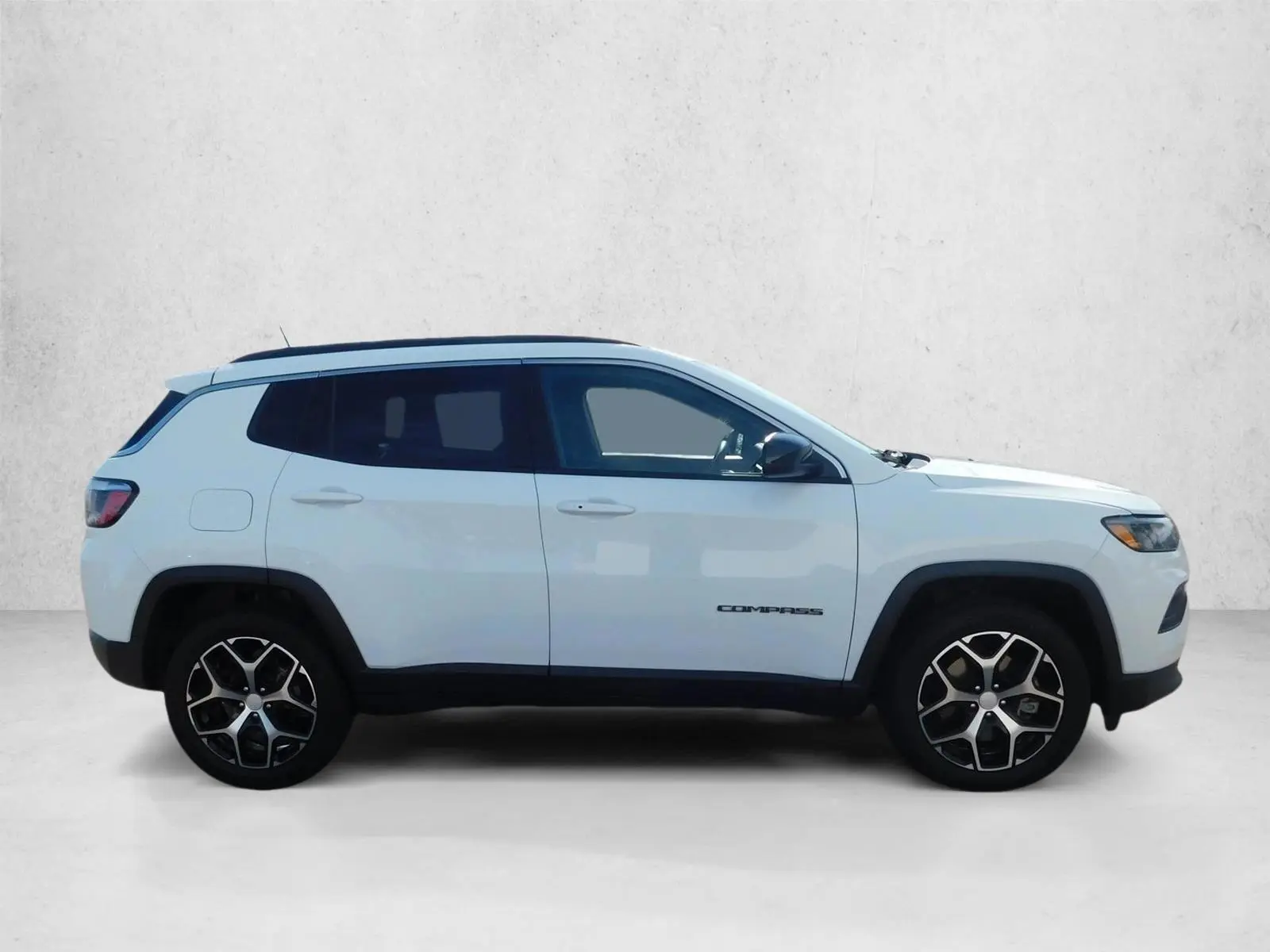 2024 Jeep Compass Latitude 4X4 photo 4