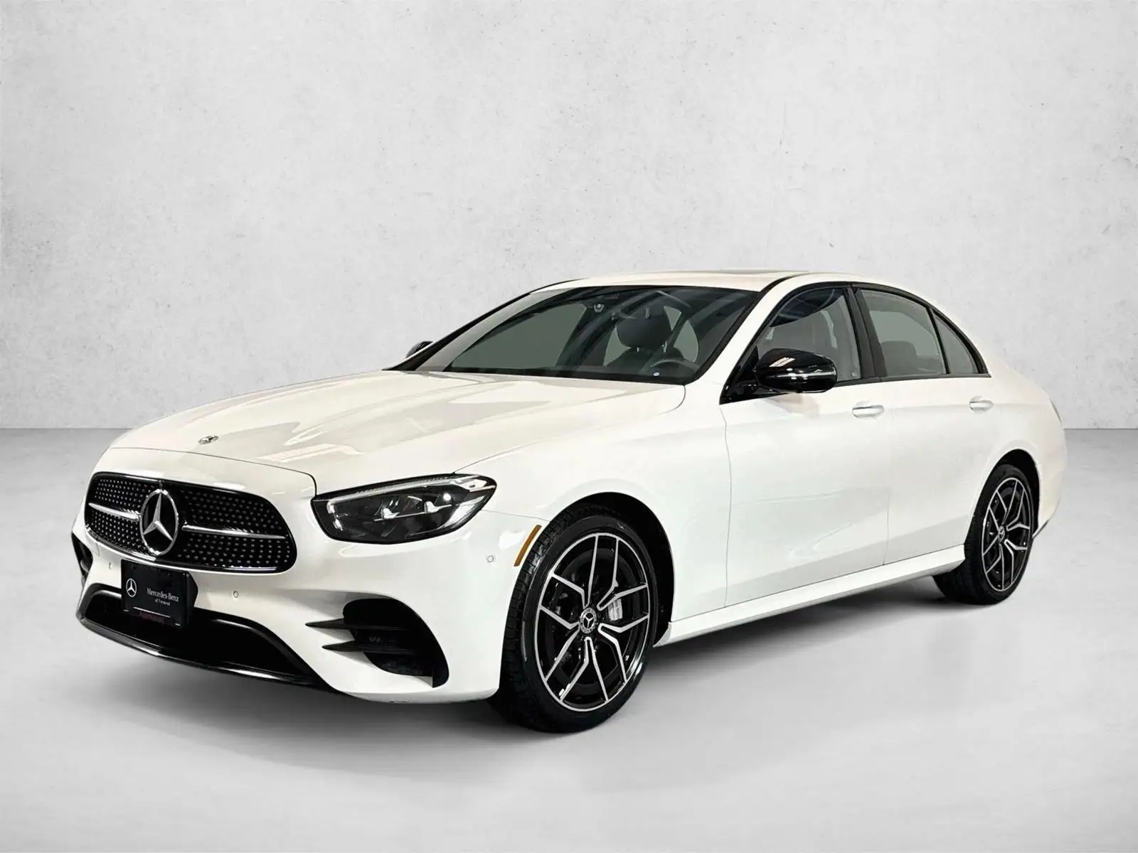 2022 Mercedes-Benz E-Class E350 photo 1