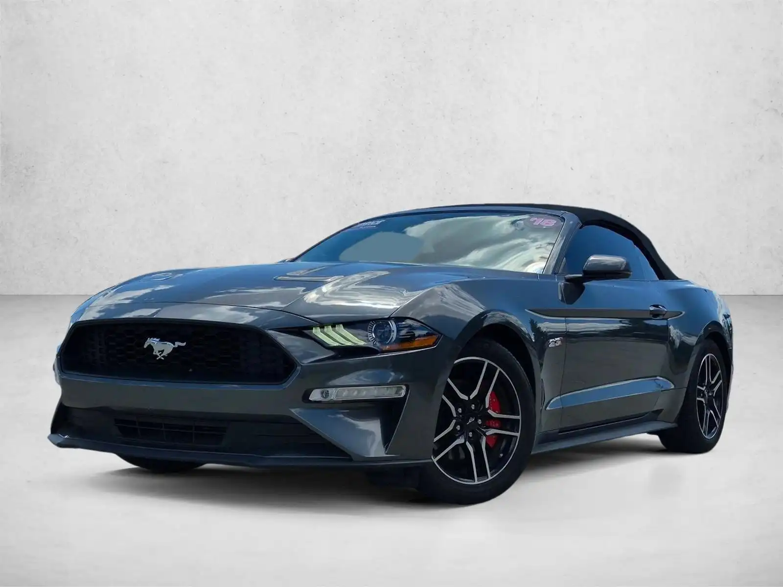 2018 Ford Mustang EcoBoost Convertible Premium's photo