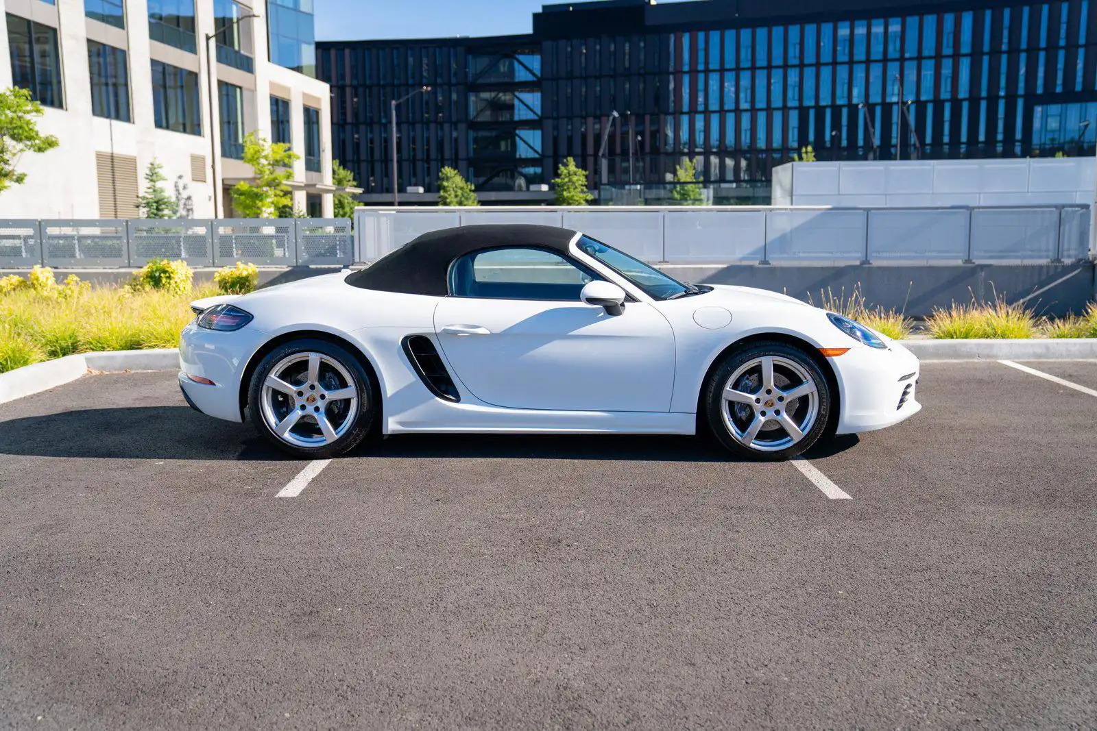 2019 Porsche 718 Boxster's photo
