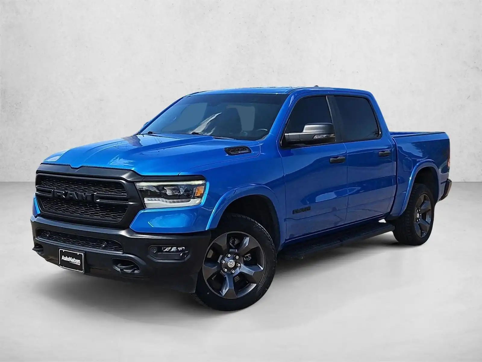 2023 RAM 1500 Big Horn/Lone Star 4WD Crew Cab 5'7's photo