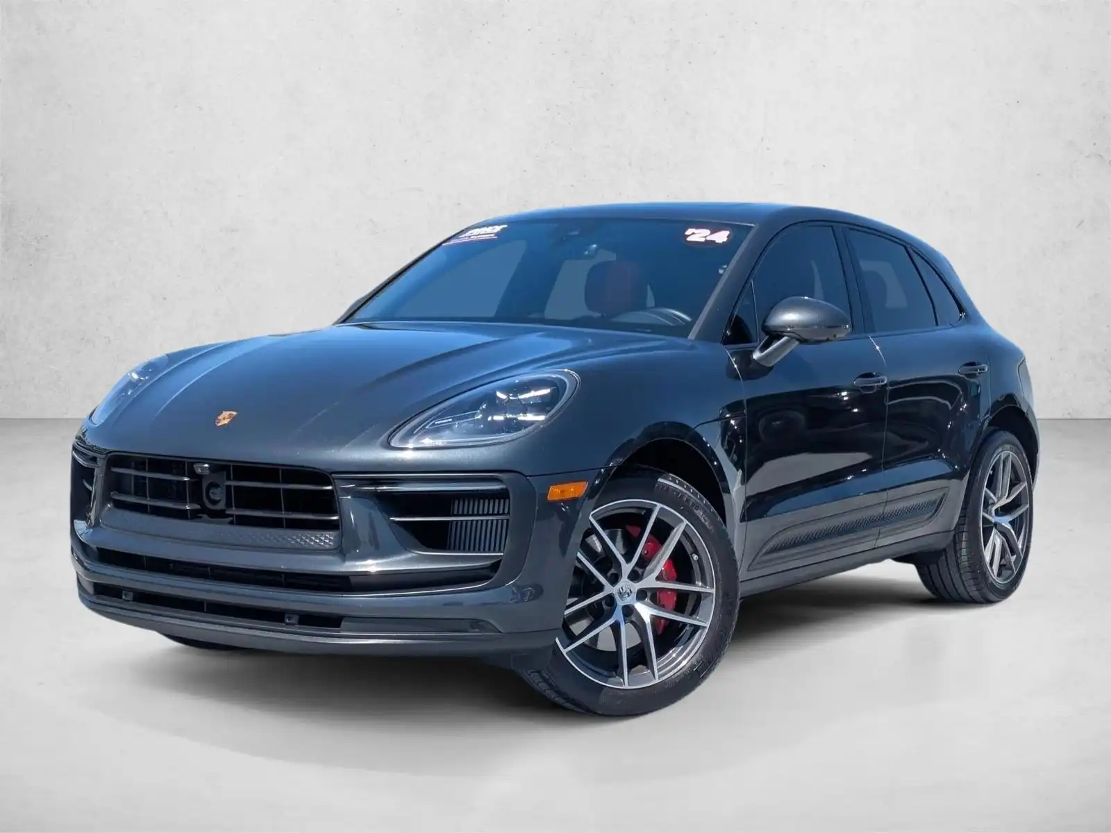 2024 Porsche Macan S's photo