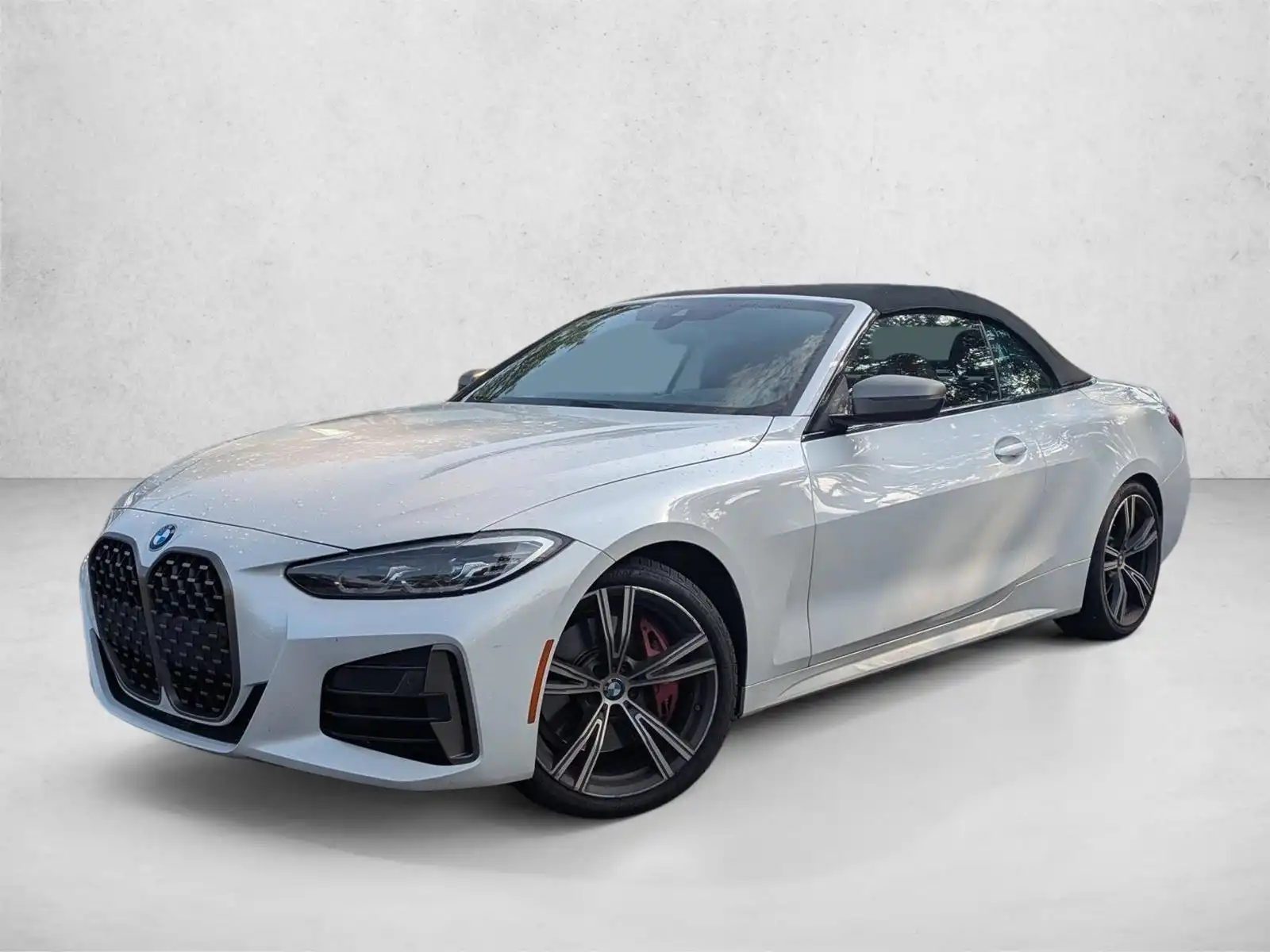2021 BMW 4 Series M440i Convertible's photo