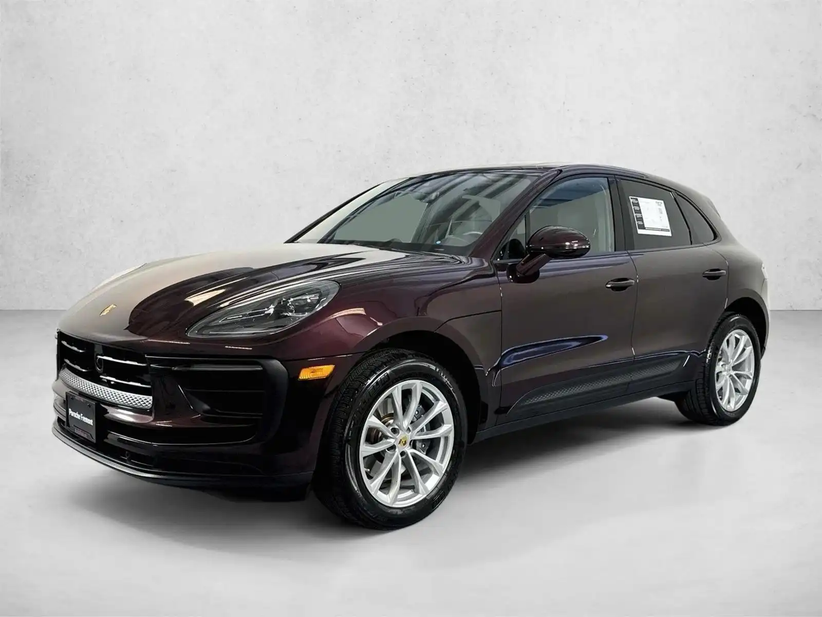 2026 Porsche Macan Base's photo