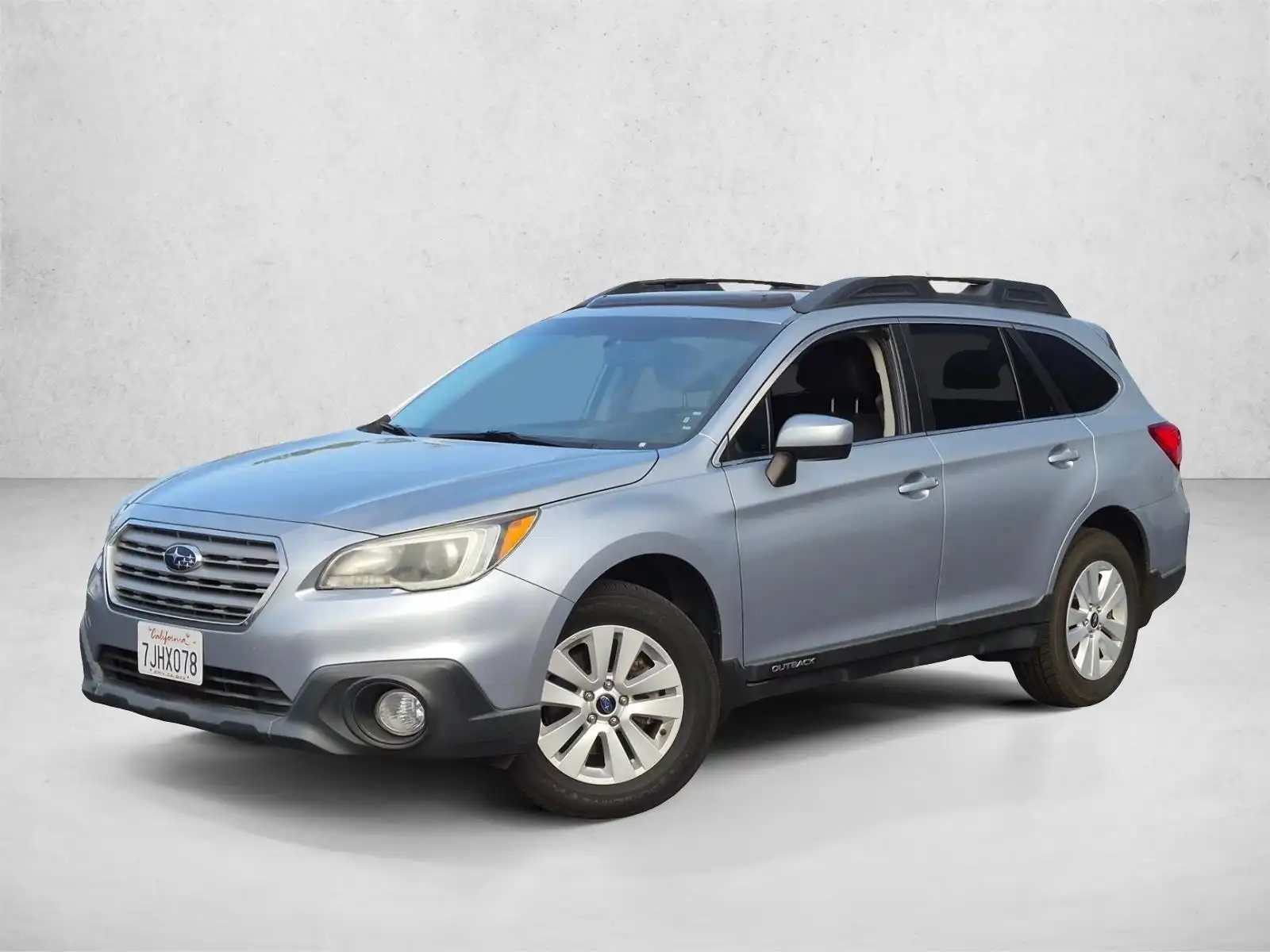 2015 Subaru Outback 2.5i Premium CVT PZEV's photo