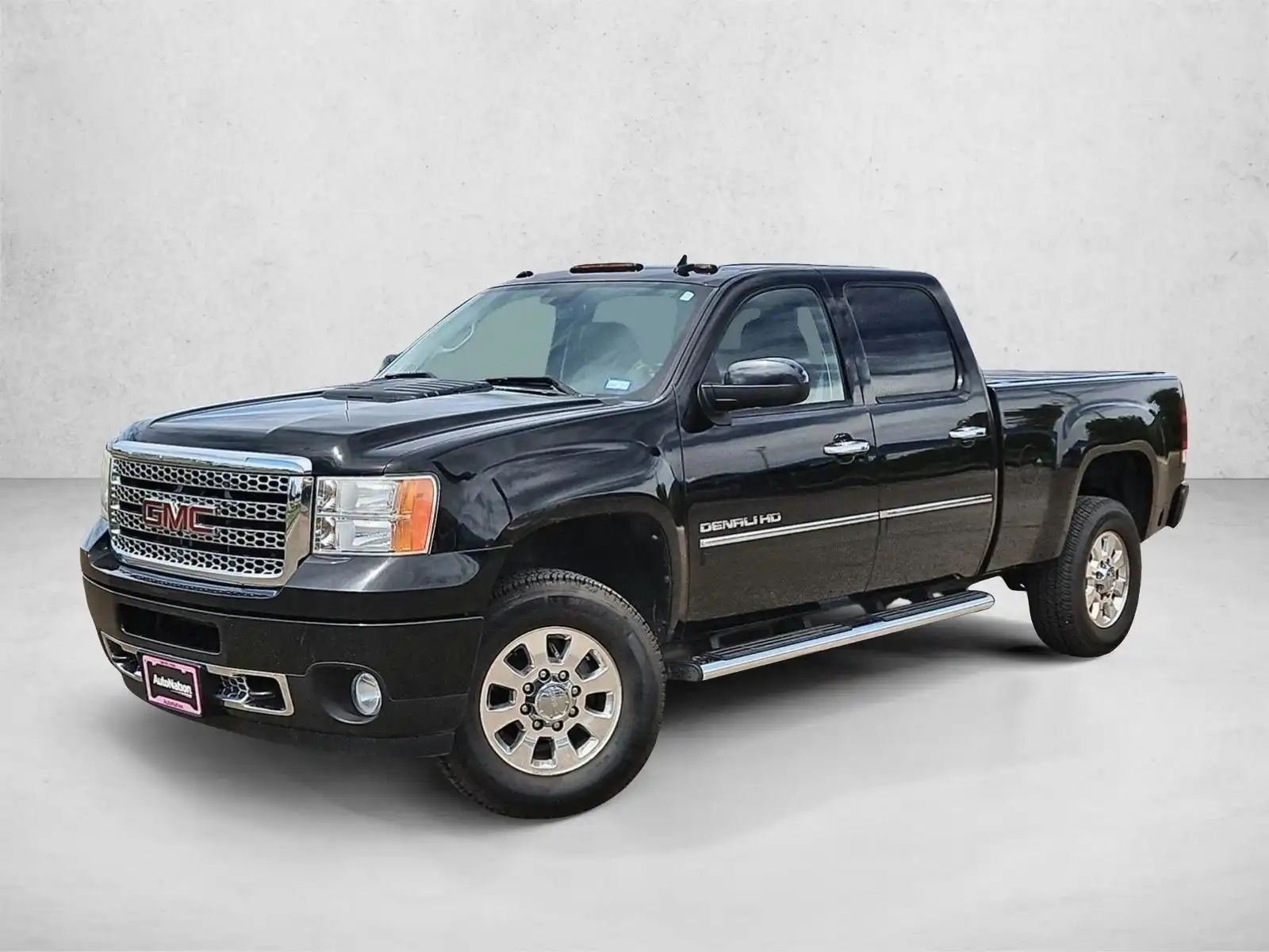 2011 GMC Sierra 4WD Crew Cab Standard Box's photo