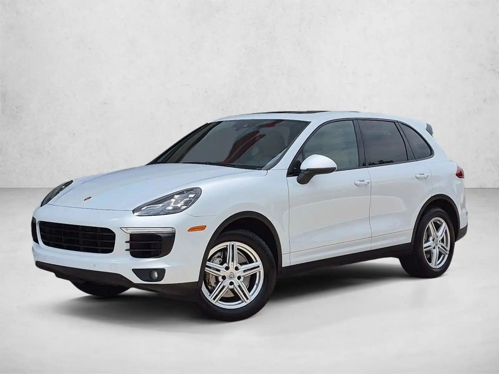 2017 Porsche Cayenne S's photo