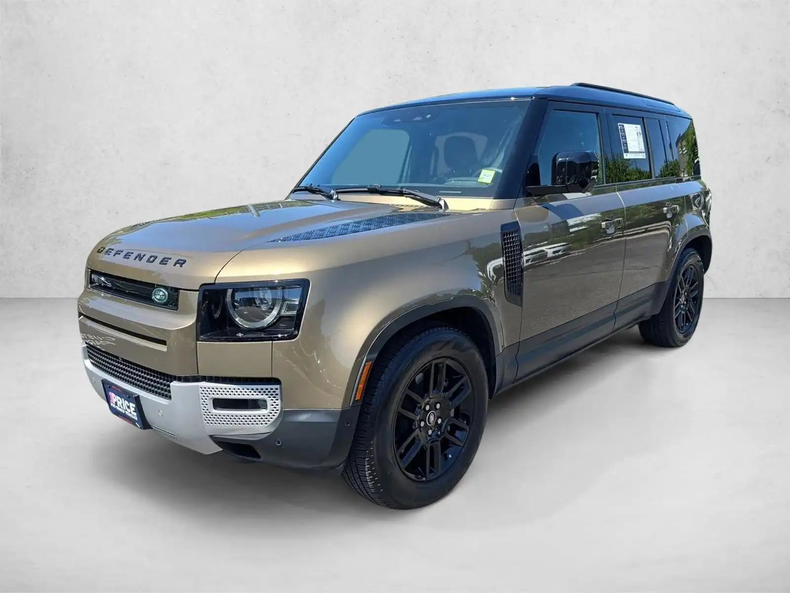 2025 Land Rover Defender 110 S P400's photo