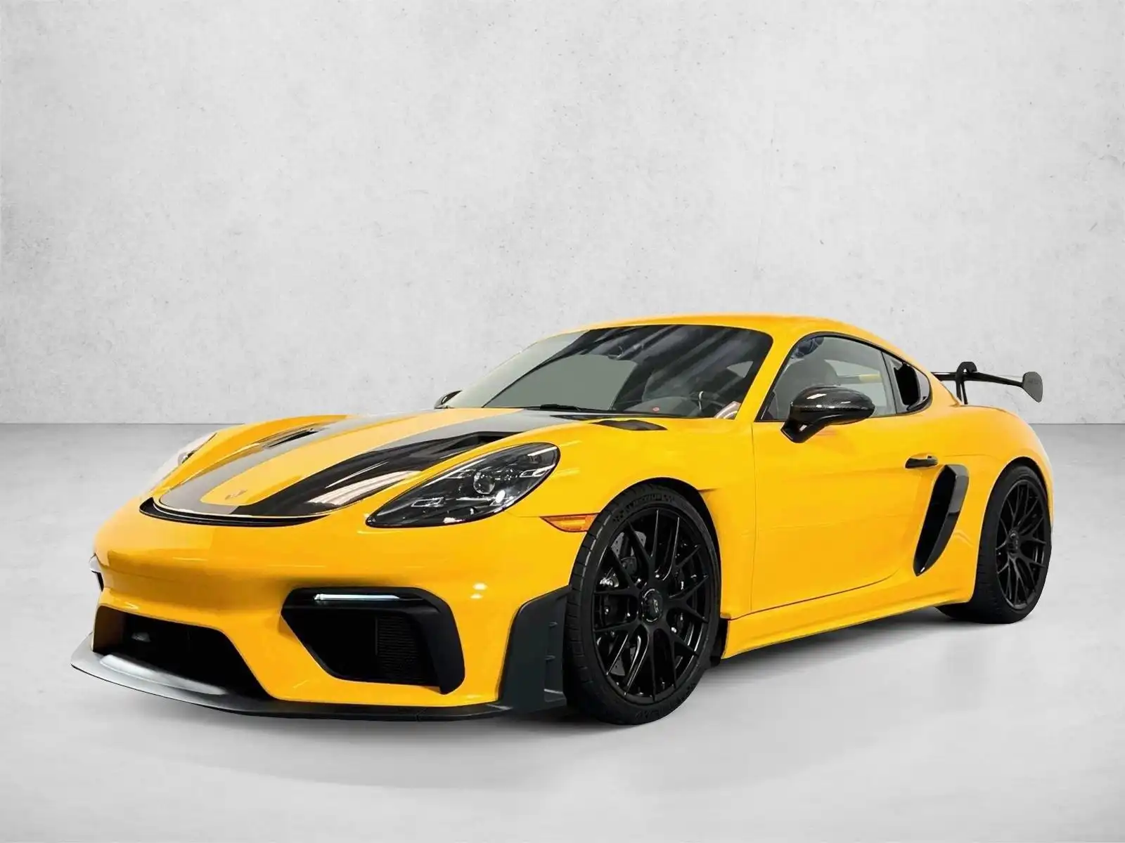 2025 Porsche 718 Cayman GT4 RS's photo