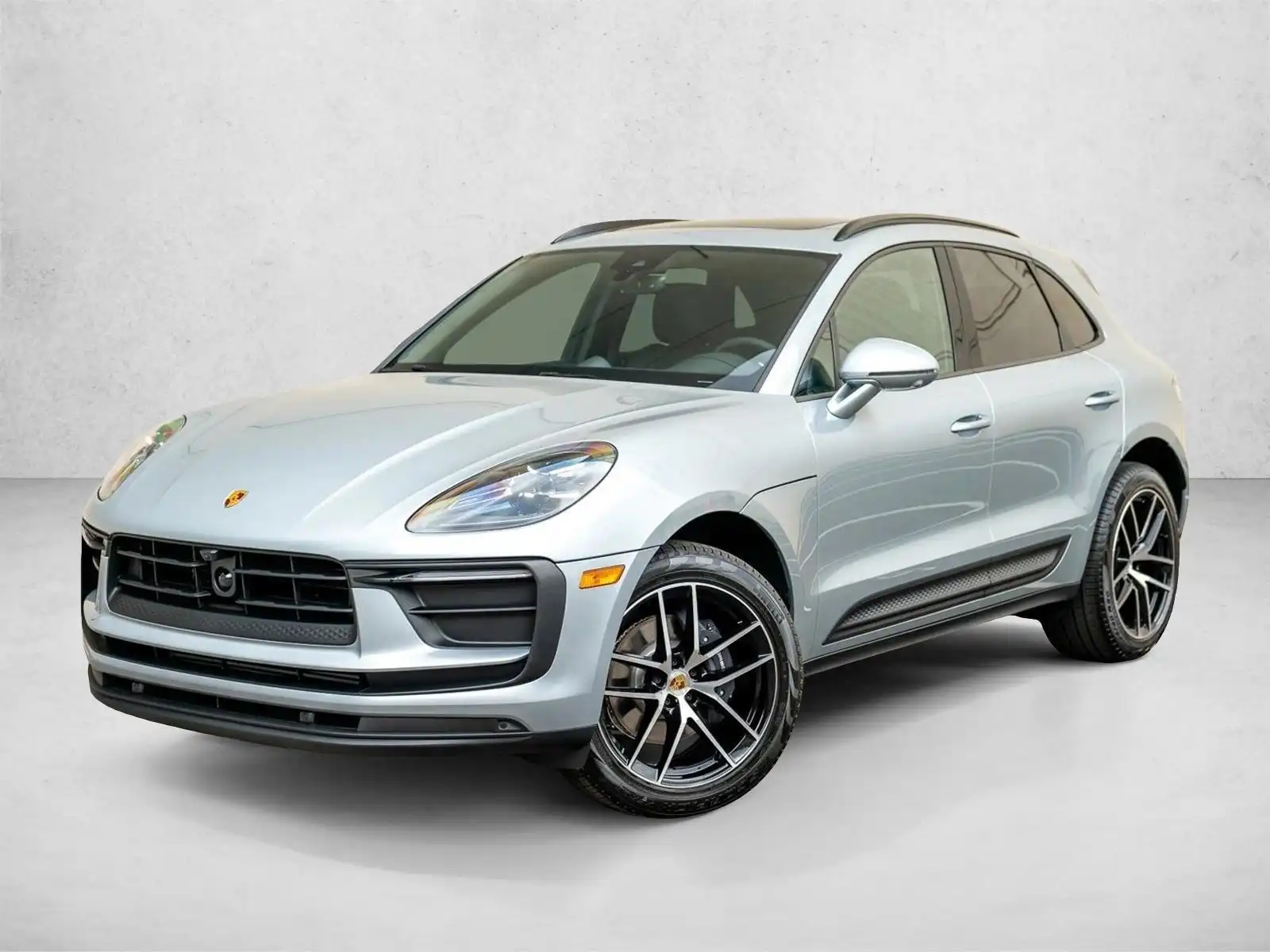 2026 Porsche Macan T's photo