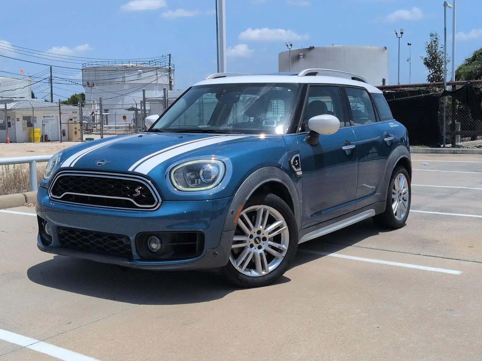 2020 MINI Countryman Cooper S's photo