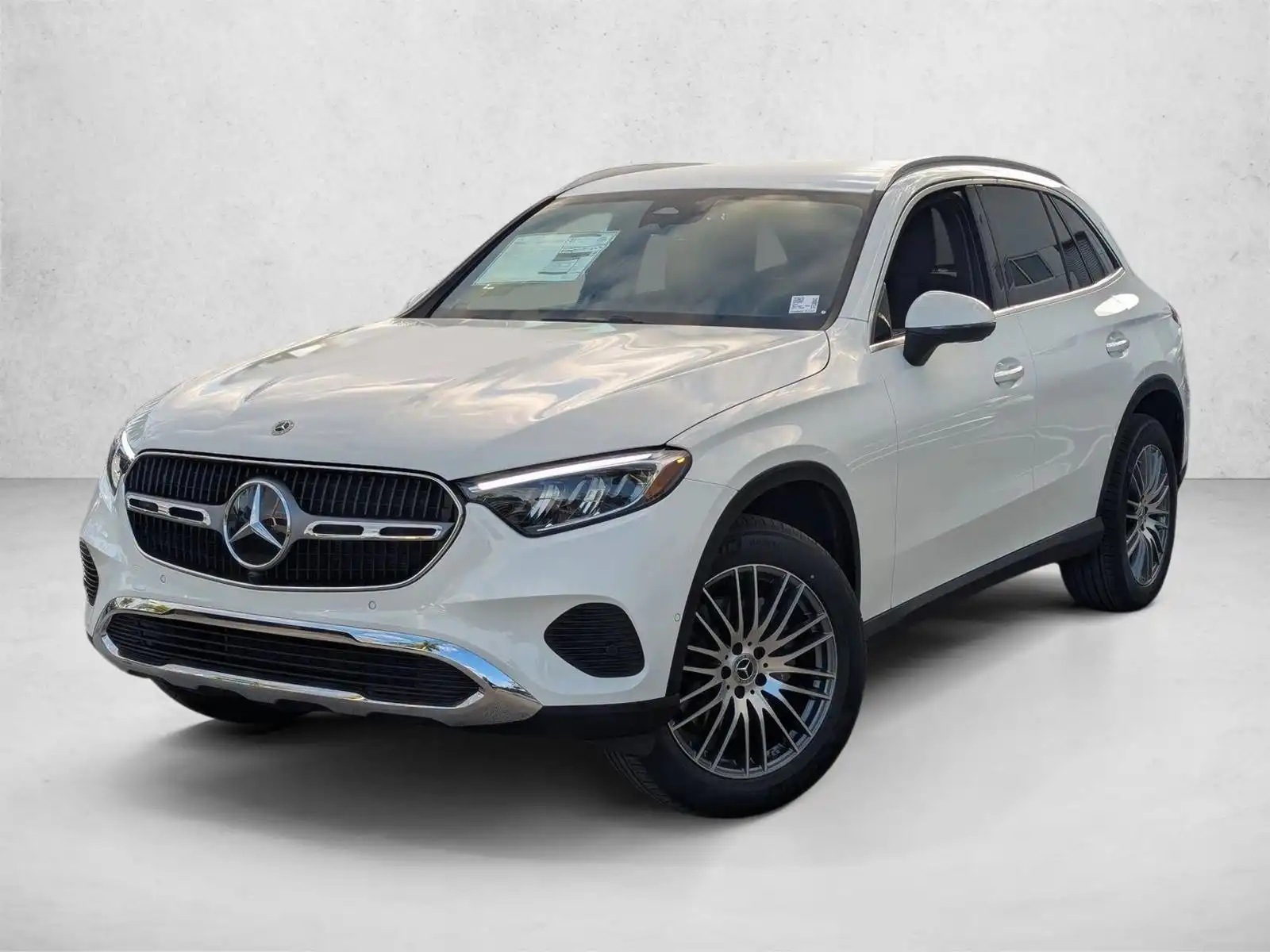 2026 Mercedes-Benz GLC GLC300's photo