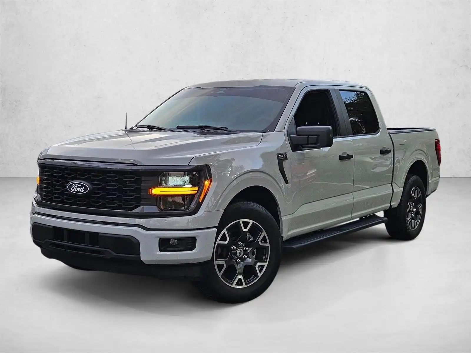2024 Ford F-150 STX SuperCrew 5-1/2 Box's photo
