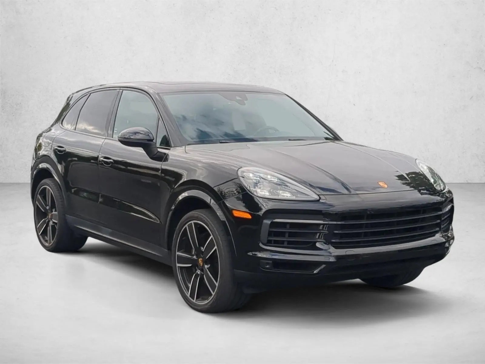 2021 Porsche Cayenne Base photo 3