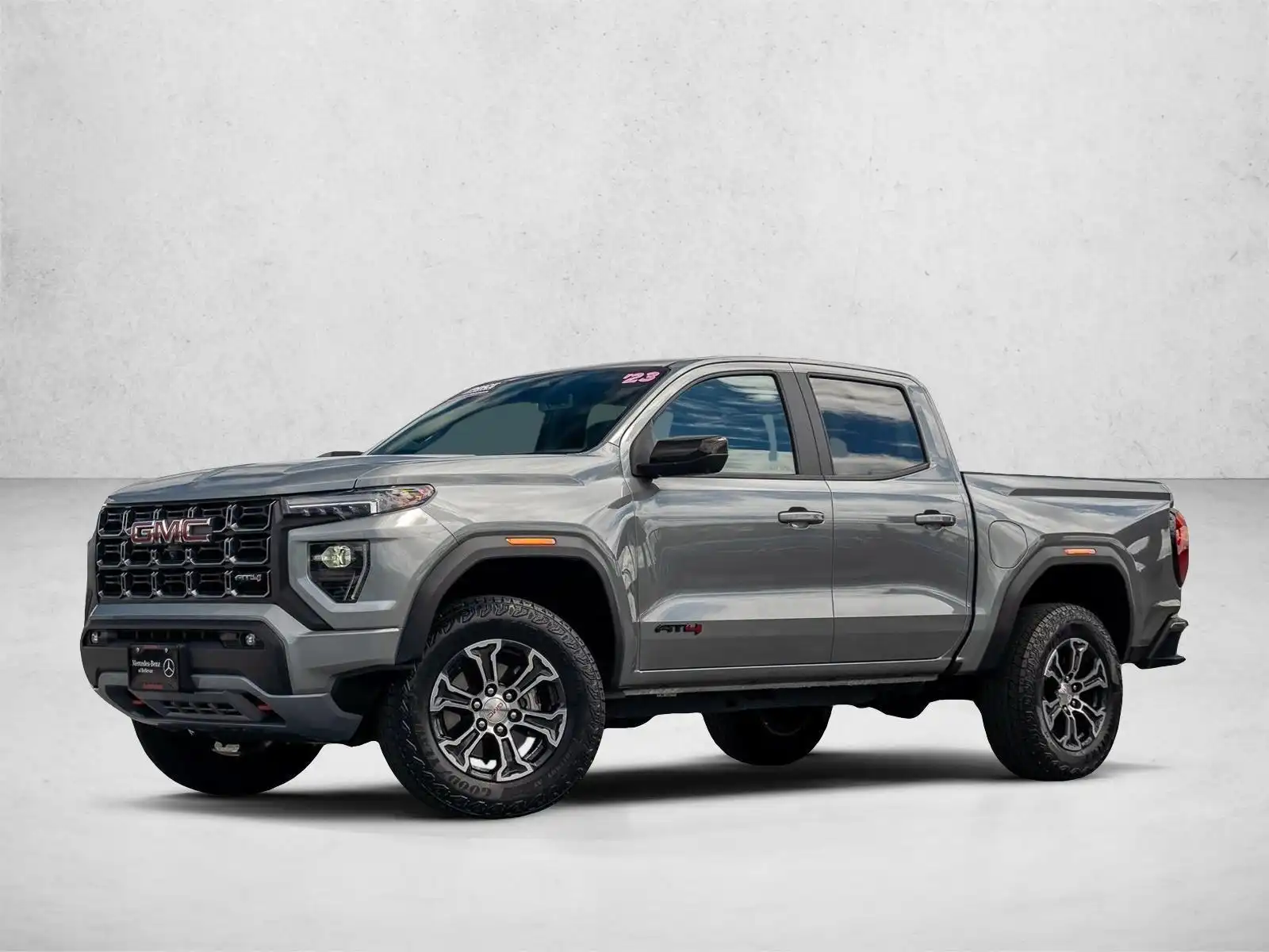 2023 GMC Canyon 4WD AT4 Crew Cab Short Box's photo