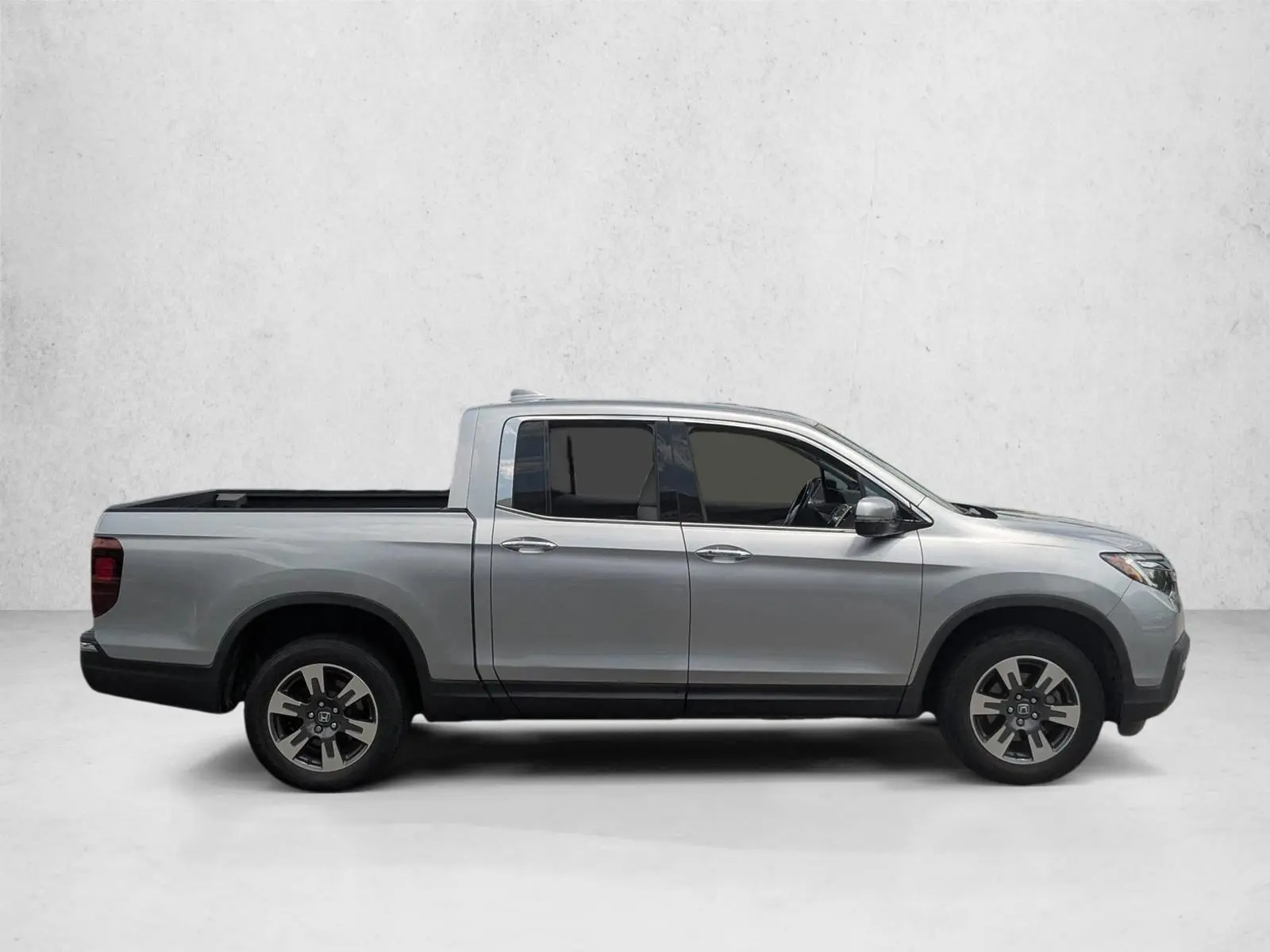 2018 Honda Ridgeline RTL-E AWD photo 4
