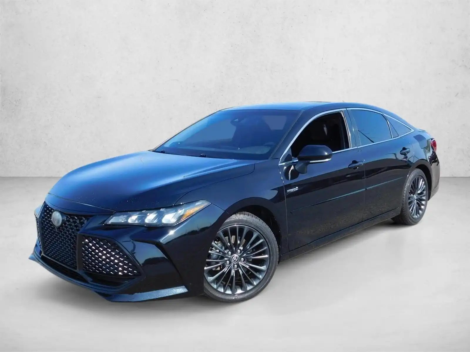 2021 Toyota Avalon XSE Hybrid's photo