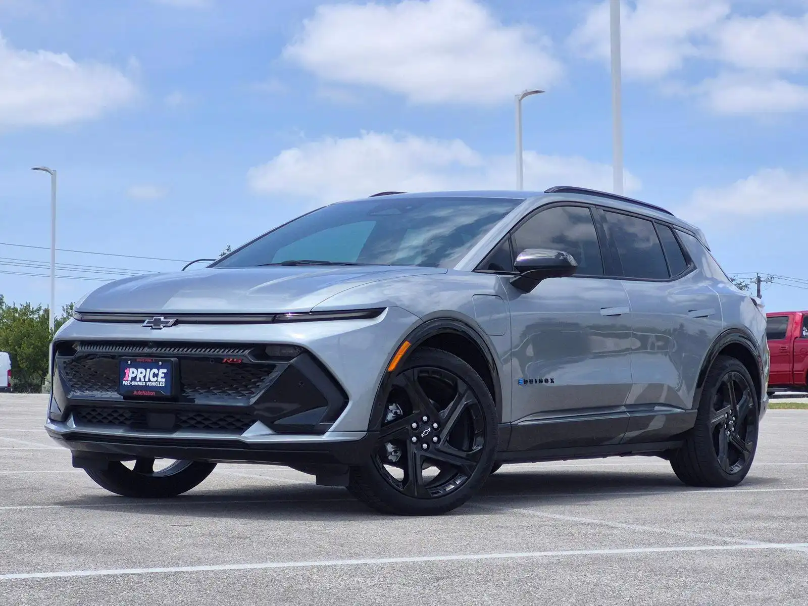 2024 Chevrolet Equinox EV Launch Edition FWD's photo