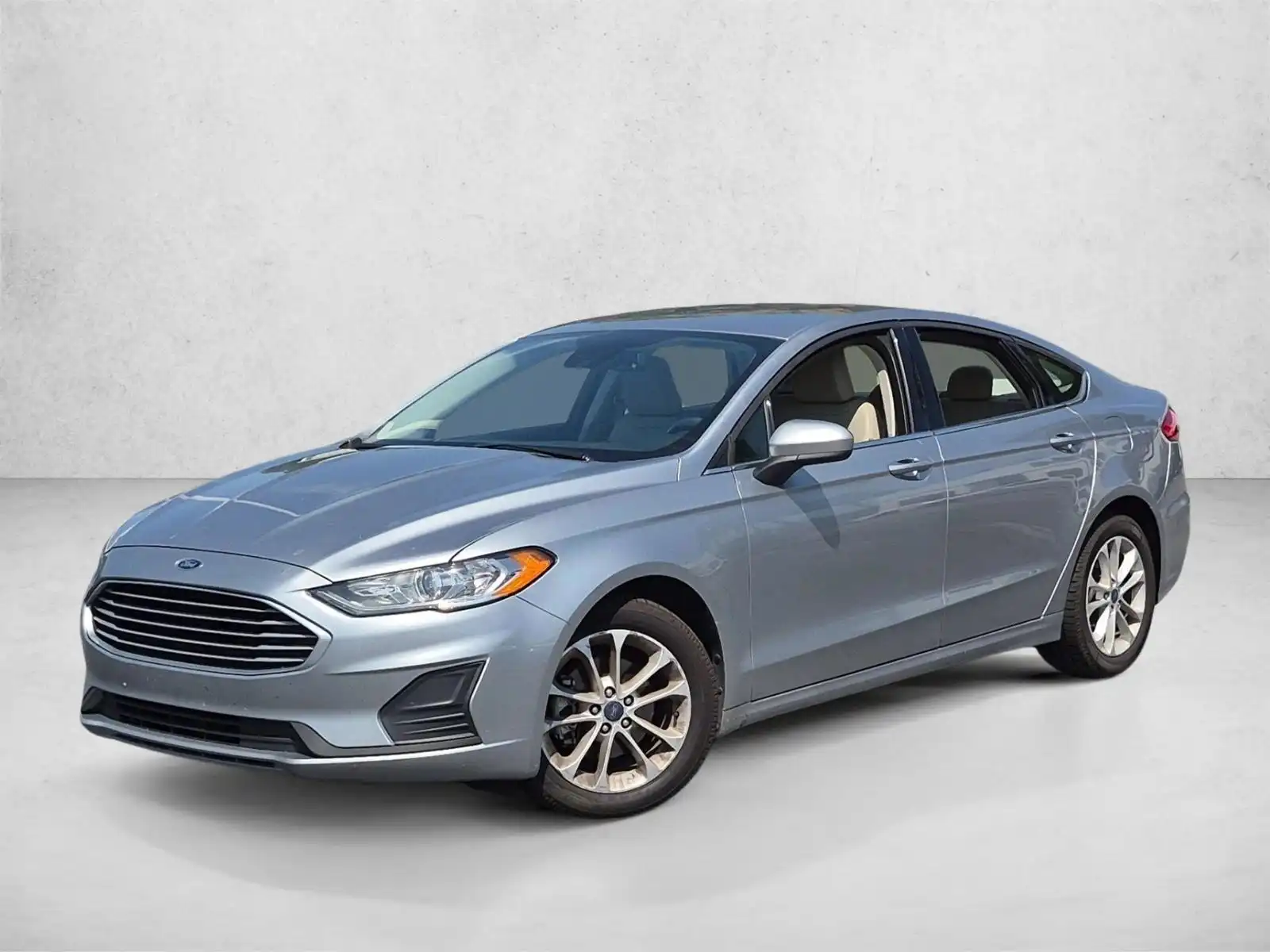 2020 Ford Fusion SE FWD's photo