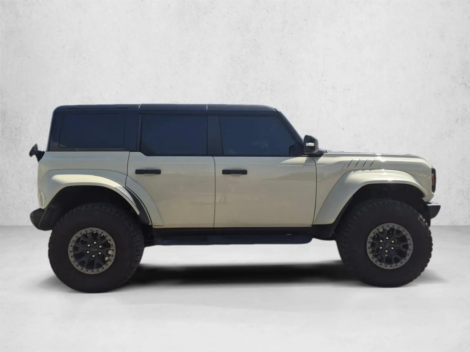 2025 Ford Bronco Raptor 4WD photo 4