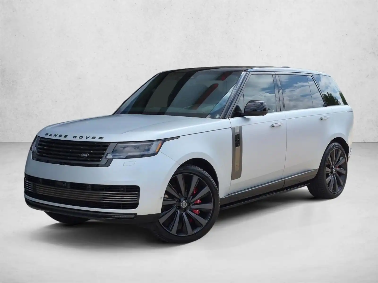 2024 Land Rover Range Rover 4.4 SV LWB's photo