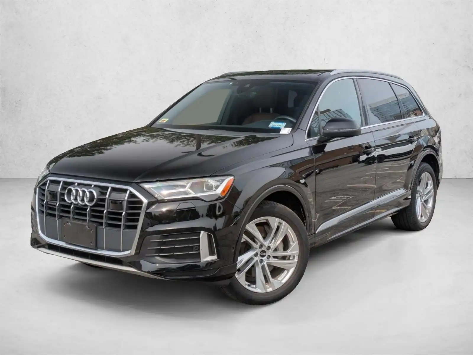 2021 Audi Q7 45 Premium Plus quattro Tiptronic's photo