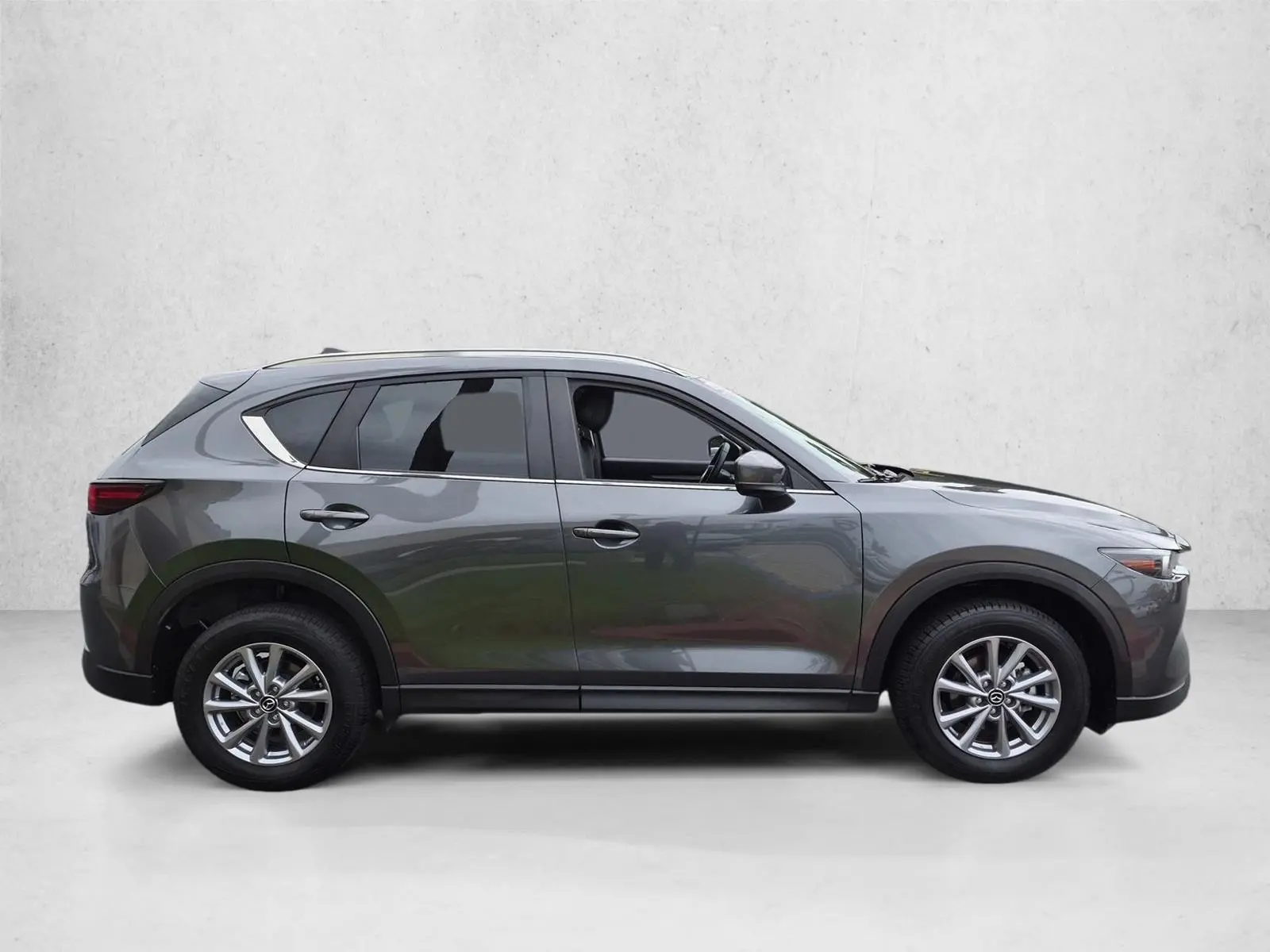 2023 Mazda CX-5 S Preferred package Auto AWD photo 4