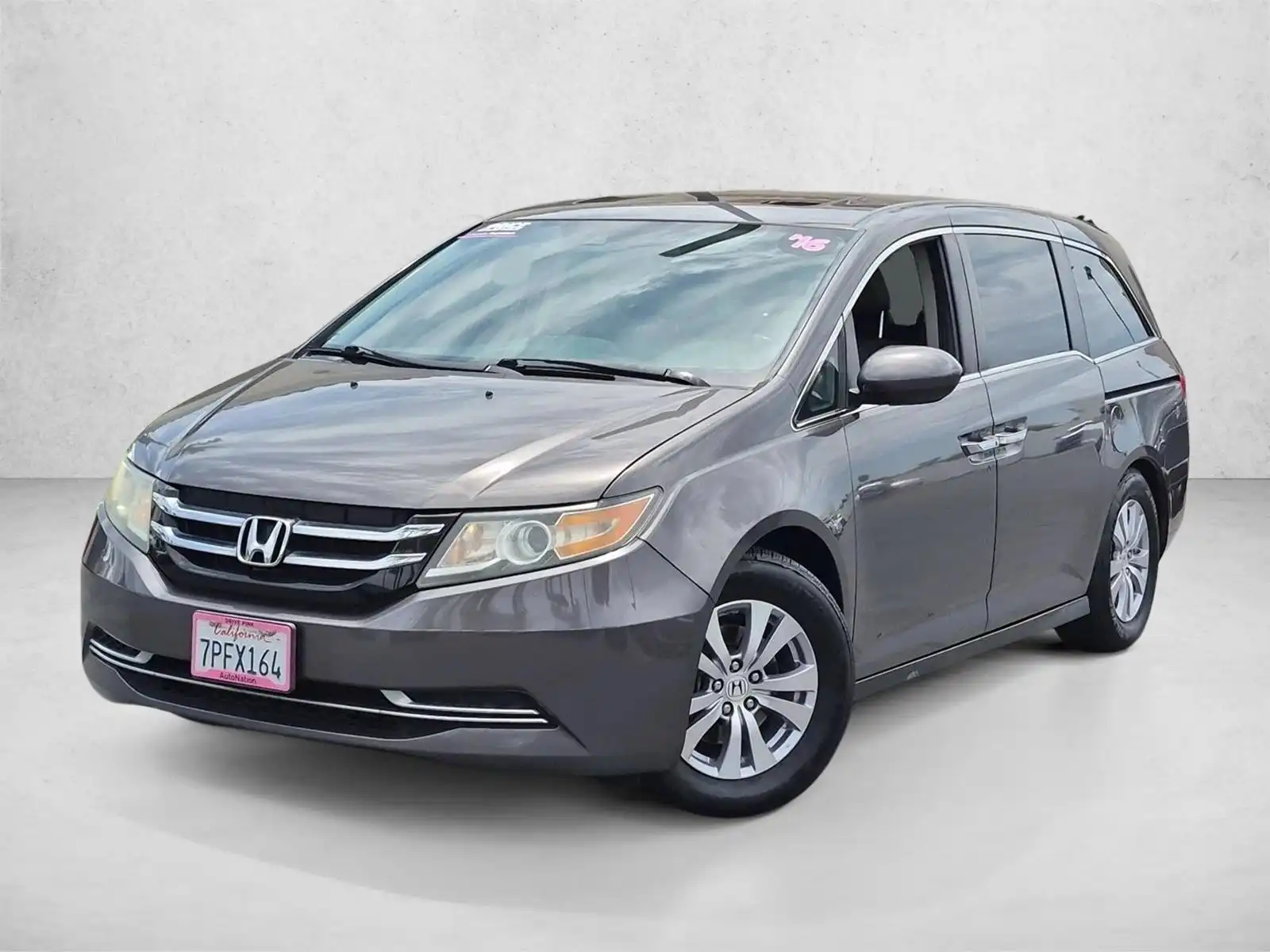 2016 Honda Odyssey EX-L with DVD Rear Entertainment System's photo