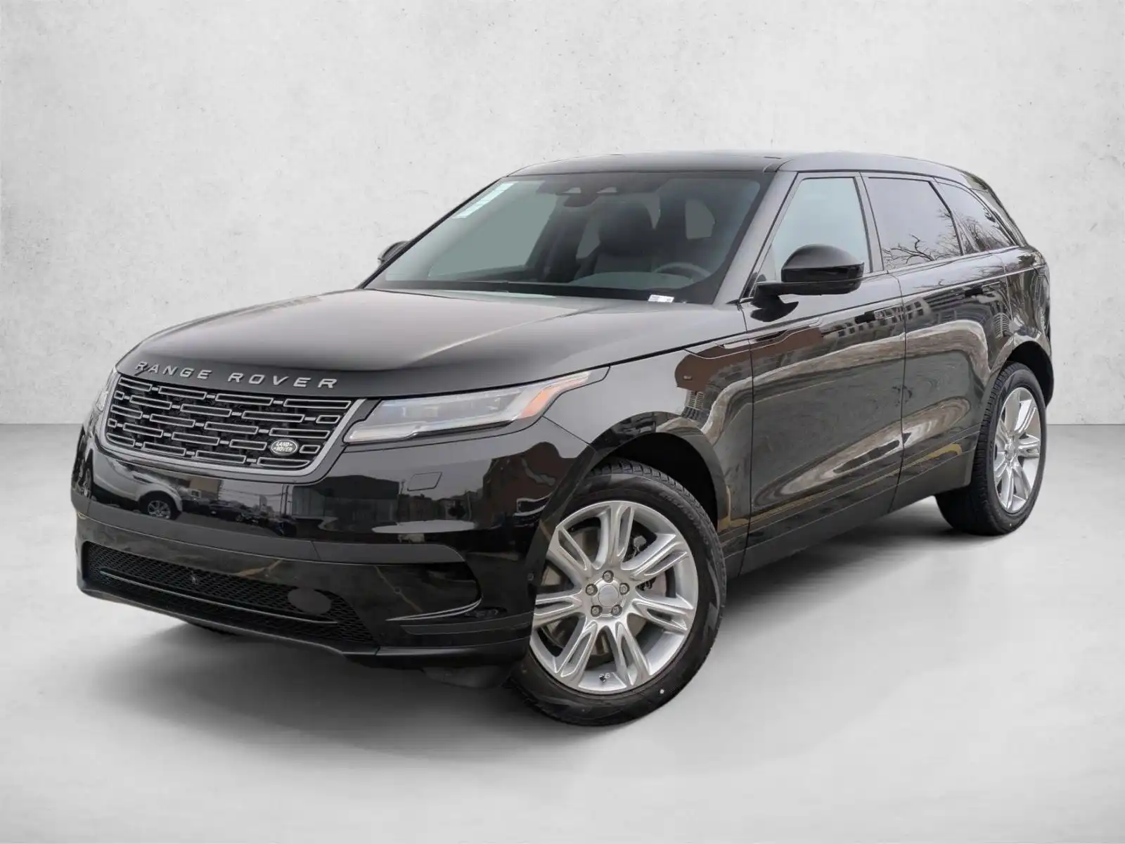 2026 Land Rover Range Rover Velar P250 S's photo