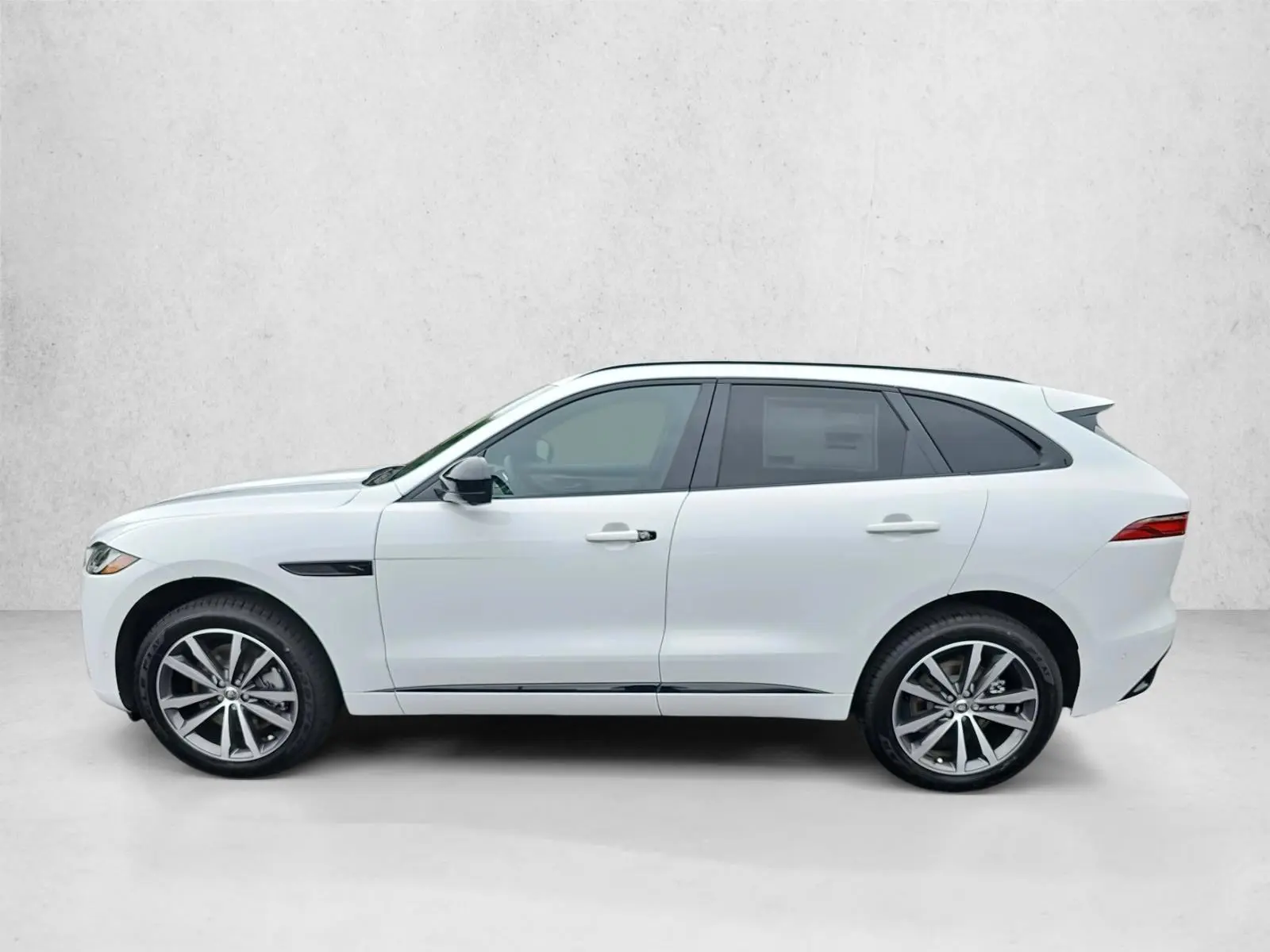2026 Jaguar F-PACE P250 R-Dynamic S photo 5