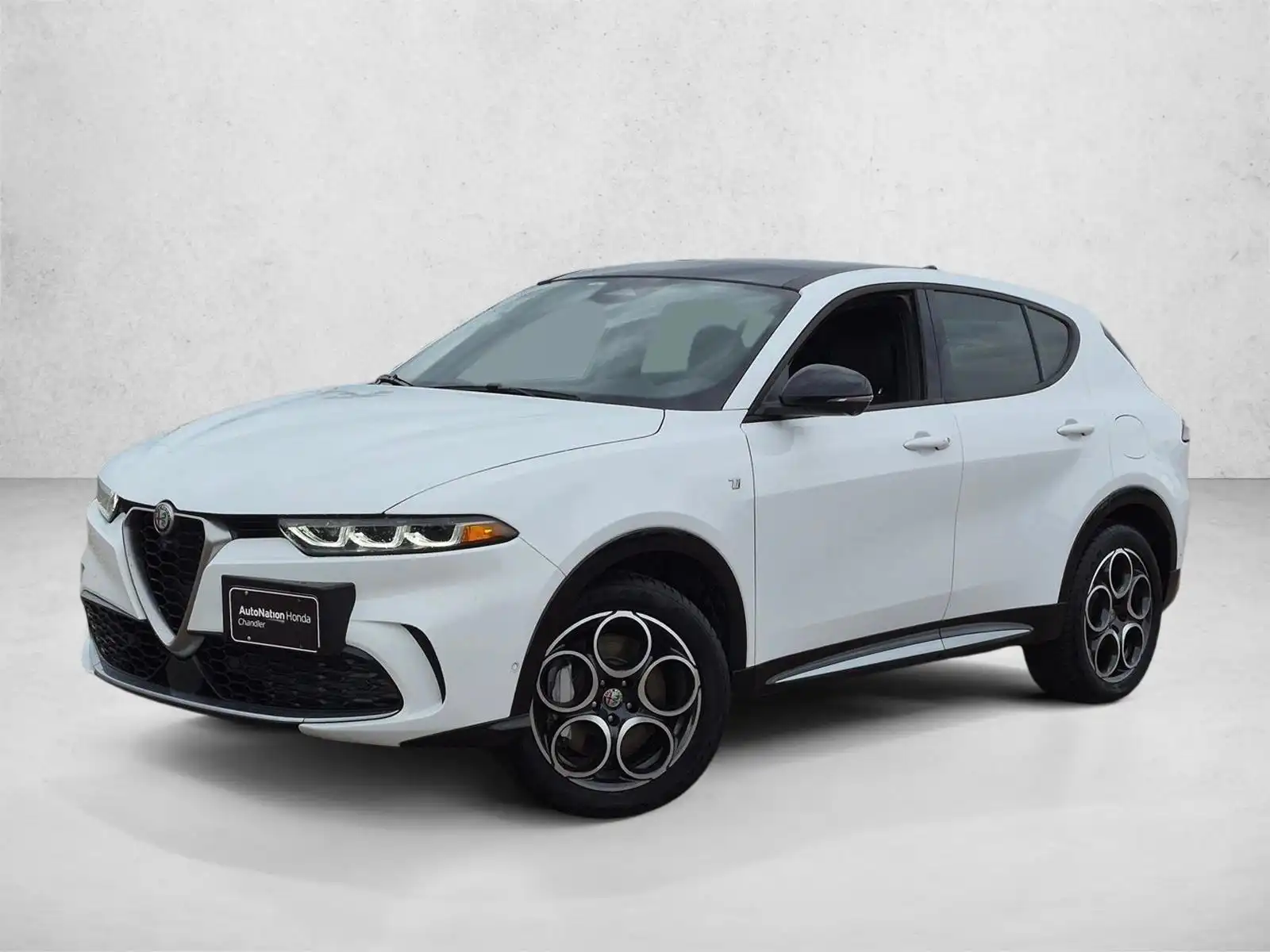 2024 Alfa Romeo Tonale Ti's photo