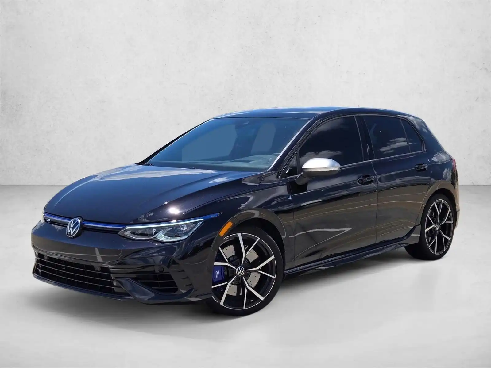 2023 Volkswagen Golf R Golf R 4-door DSG's photo