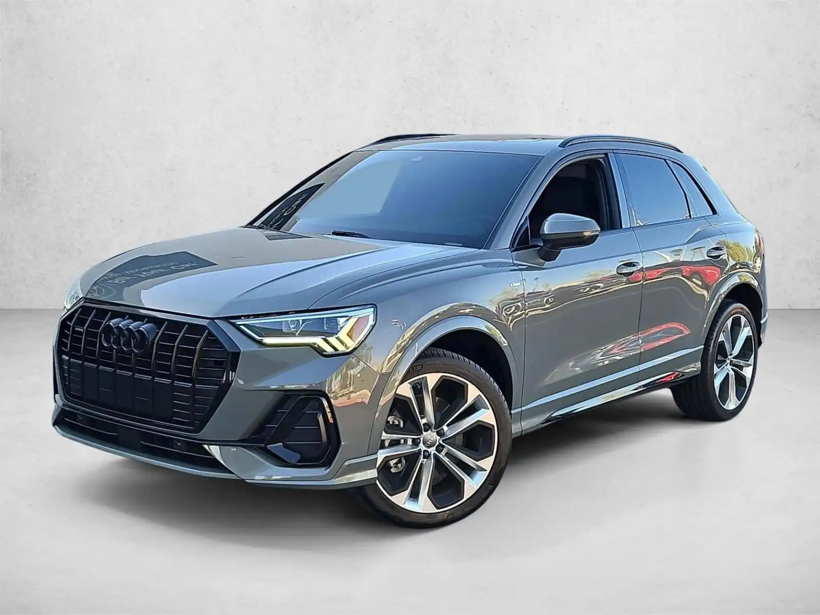 2021 Audi Q3 45 TFSI S Line Premium Plus quattro's photo