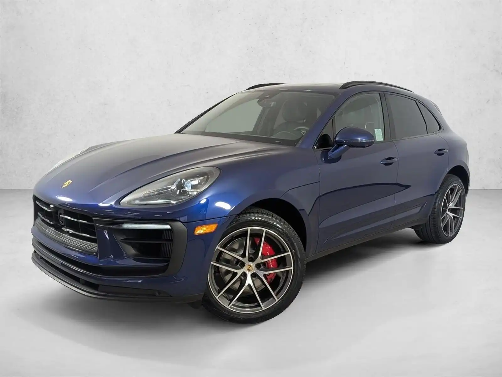 2024 Porsche Macan S's photo