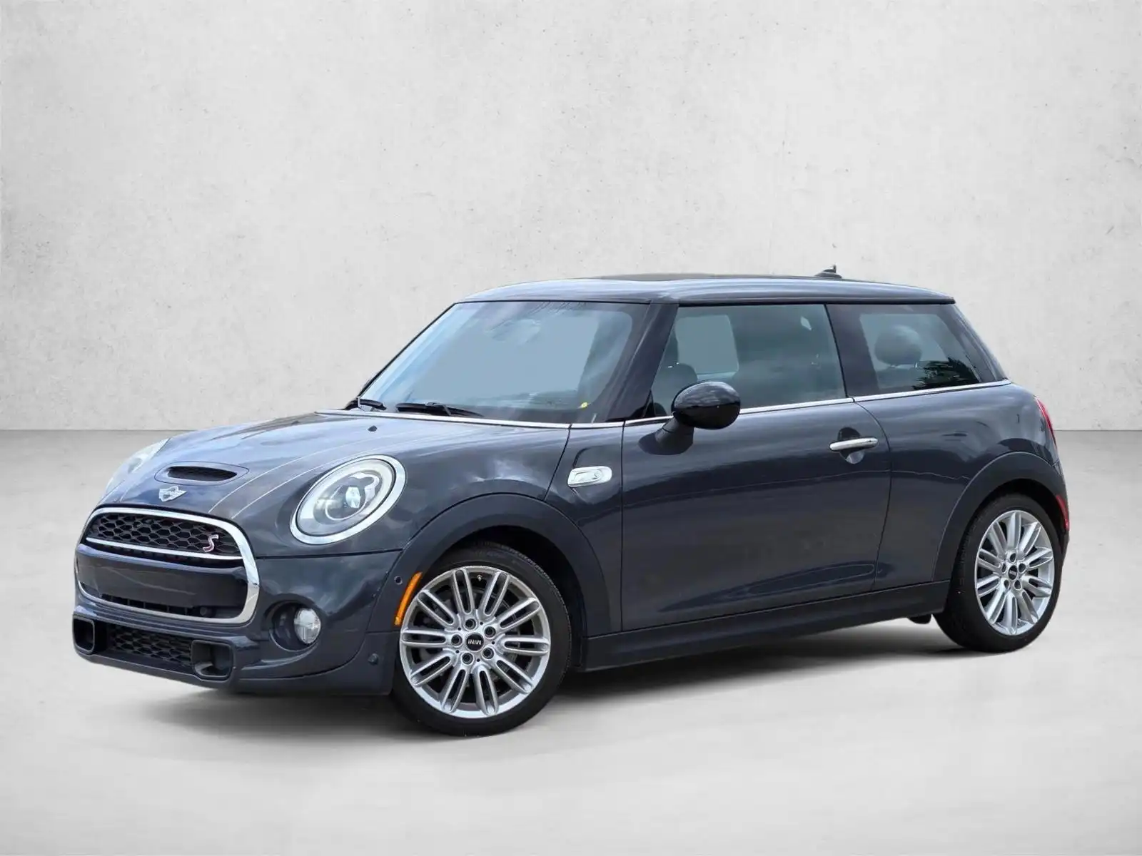 2014 MINI Cooper S's photo