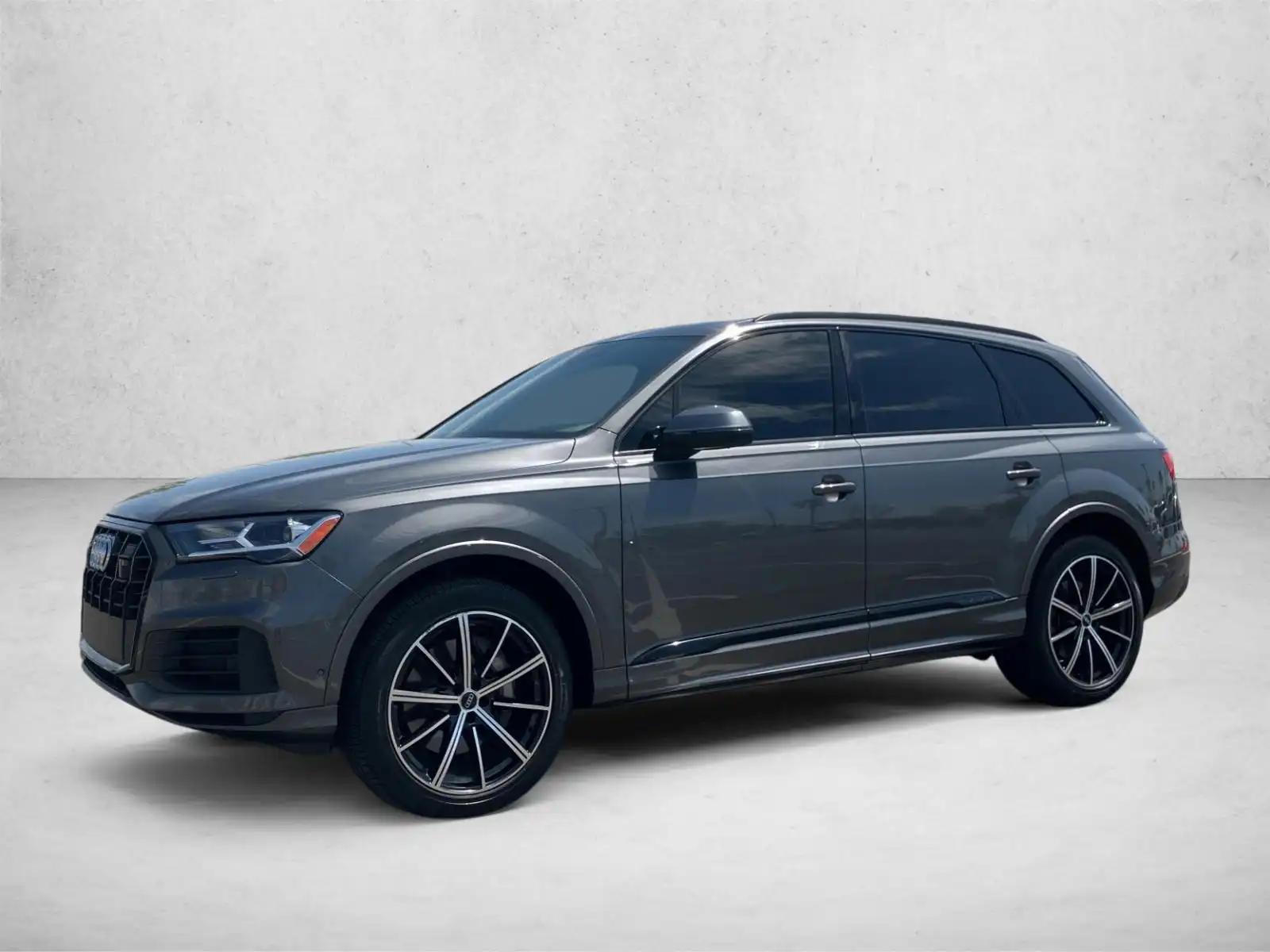 2020 Audi Q7 55 Premium Plus quattro Tiptronic's photo
