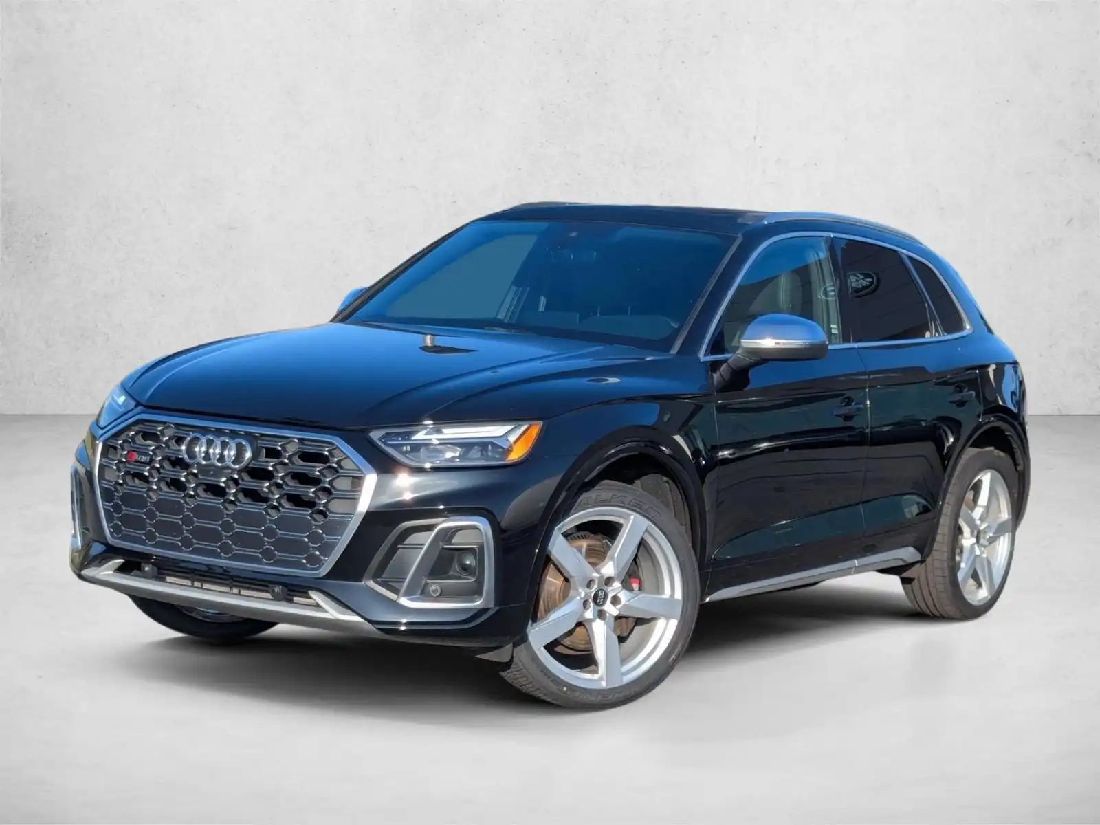 2022 Audi SQ5 Premium Plus's photo