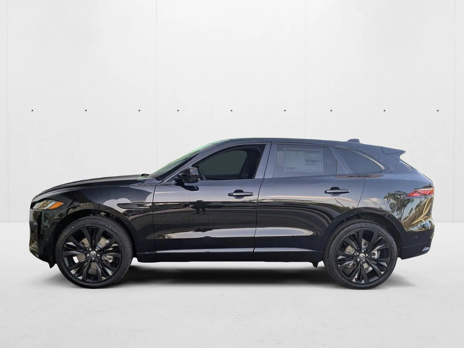 2026 Jaguar F-PACE P250 R-Dynamic S photo 5