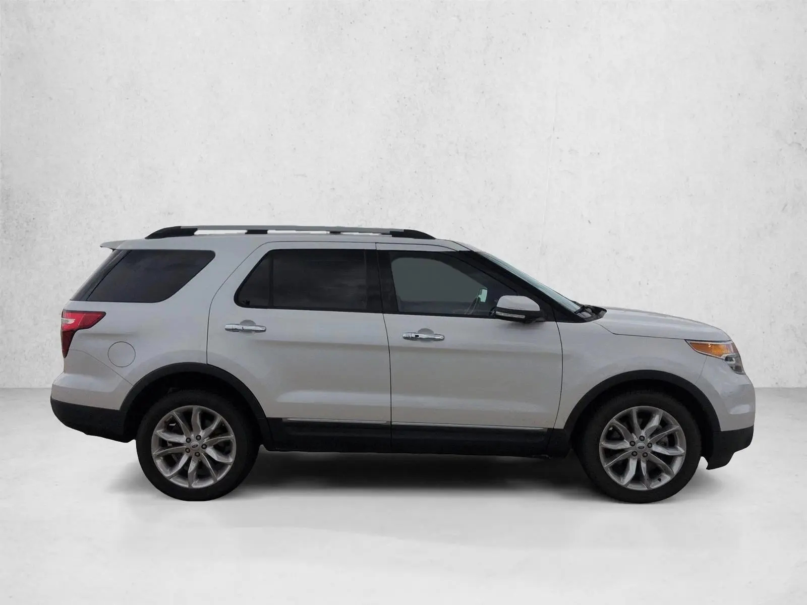 2015 Ford Explorer Limited 4x4 photo 5